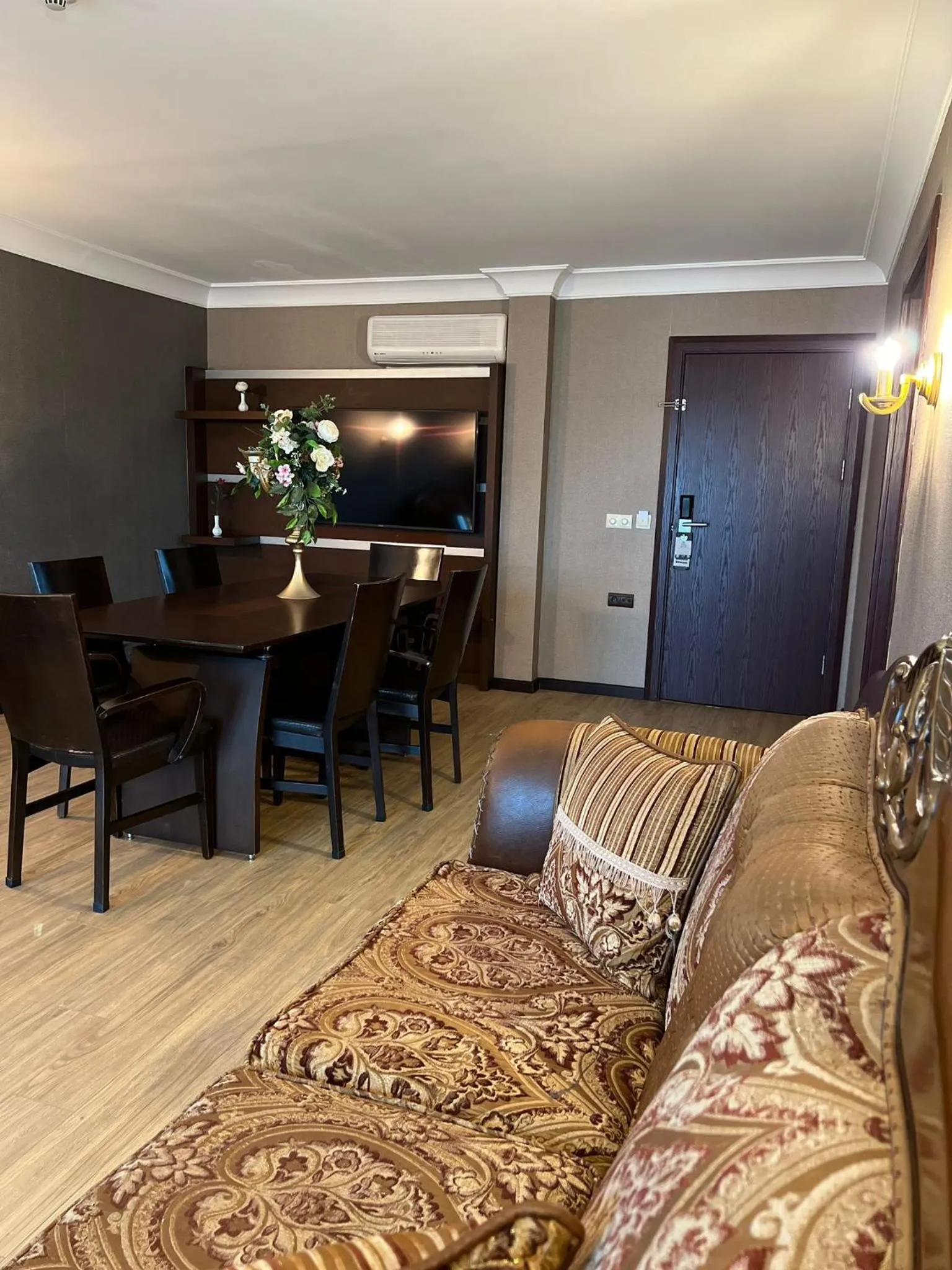 TV and multimedia in BM HOTEL City