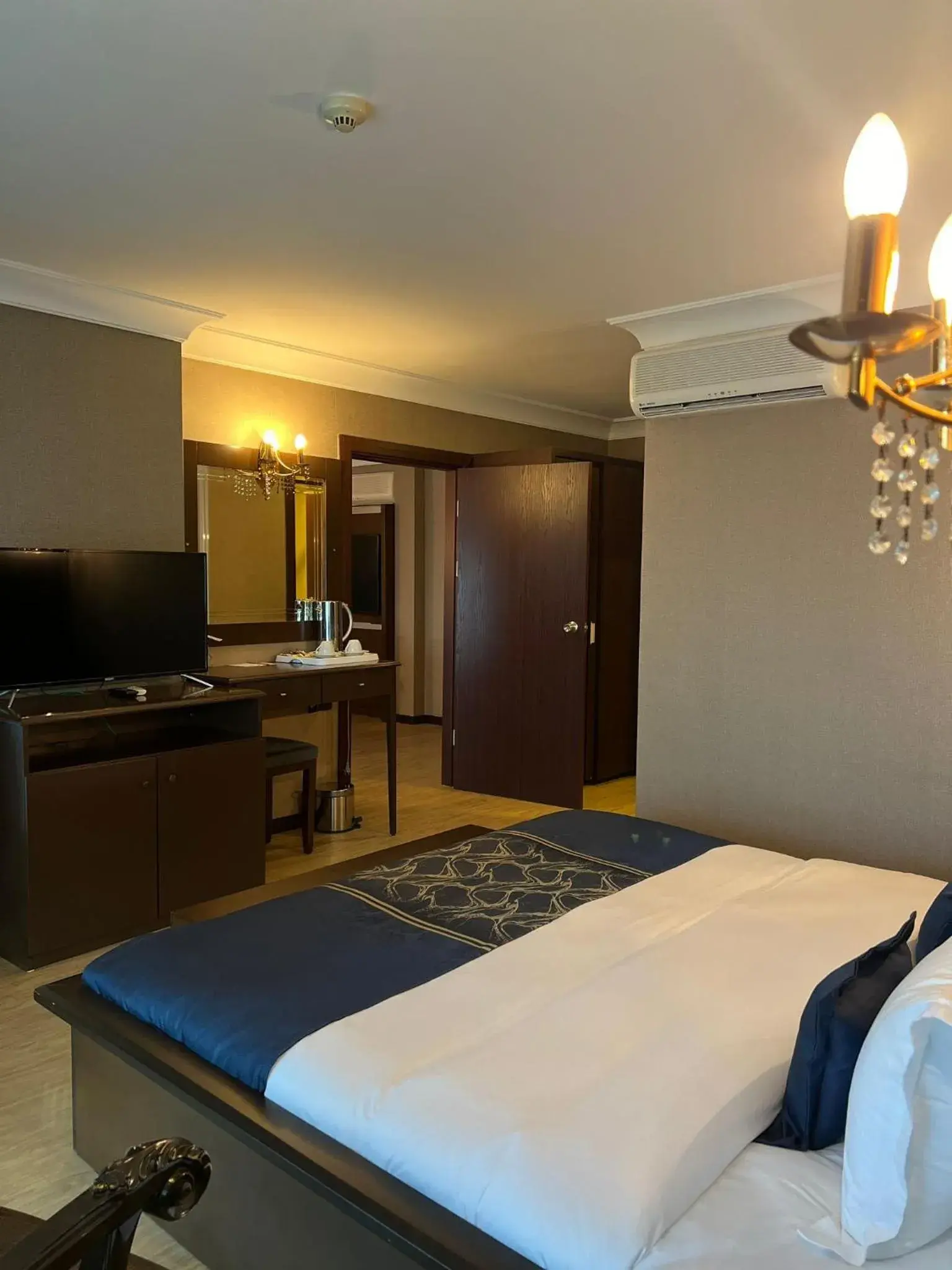 King Suite with Sea View in Amisos Hotel King Suite with Sea View in Amisos Hotel