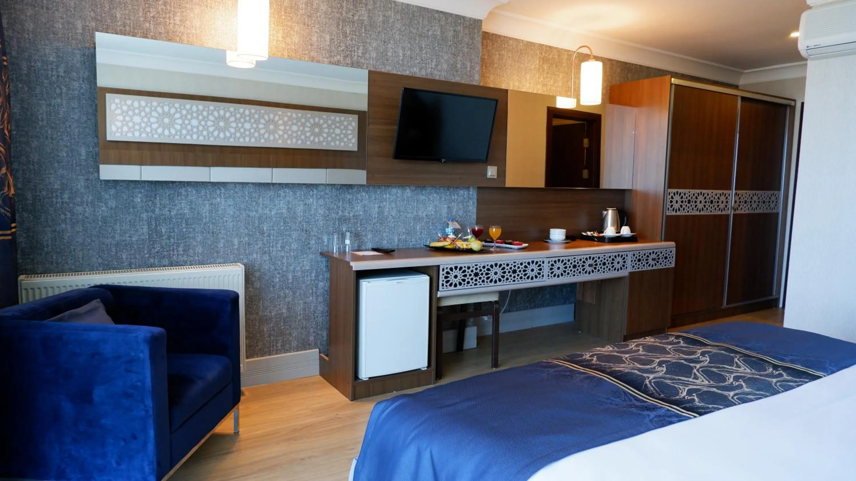 Bed in BM HOTEL City