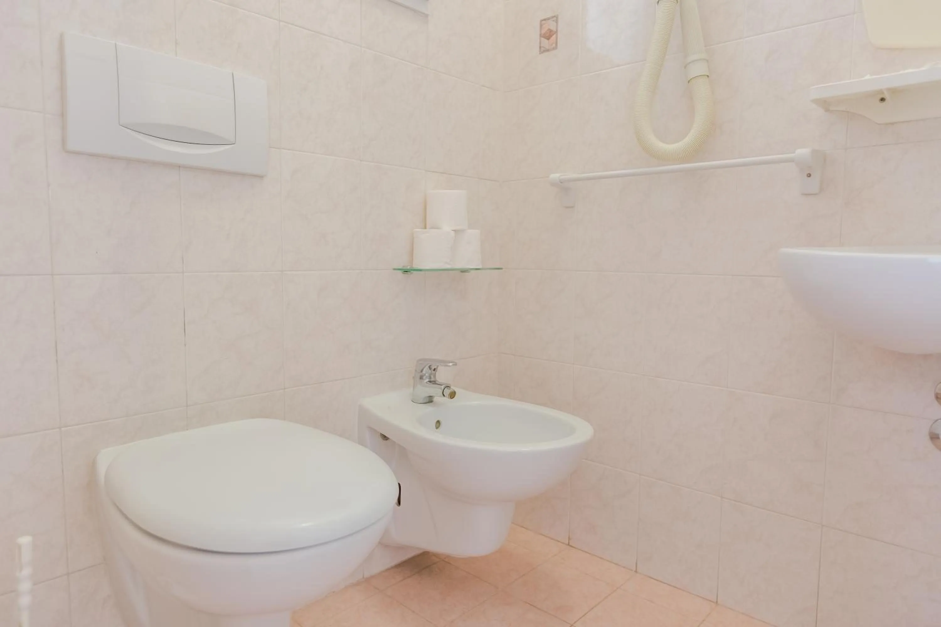 Bathroom in Hotel Marylise