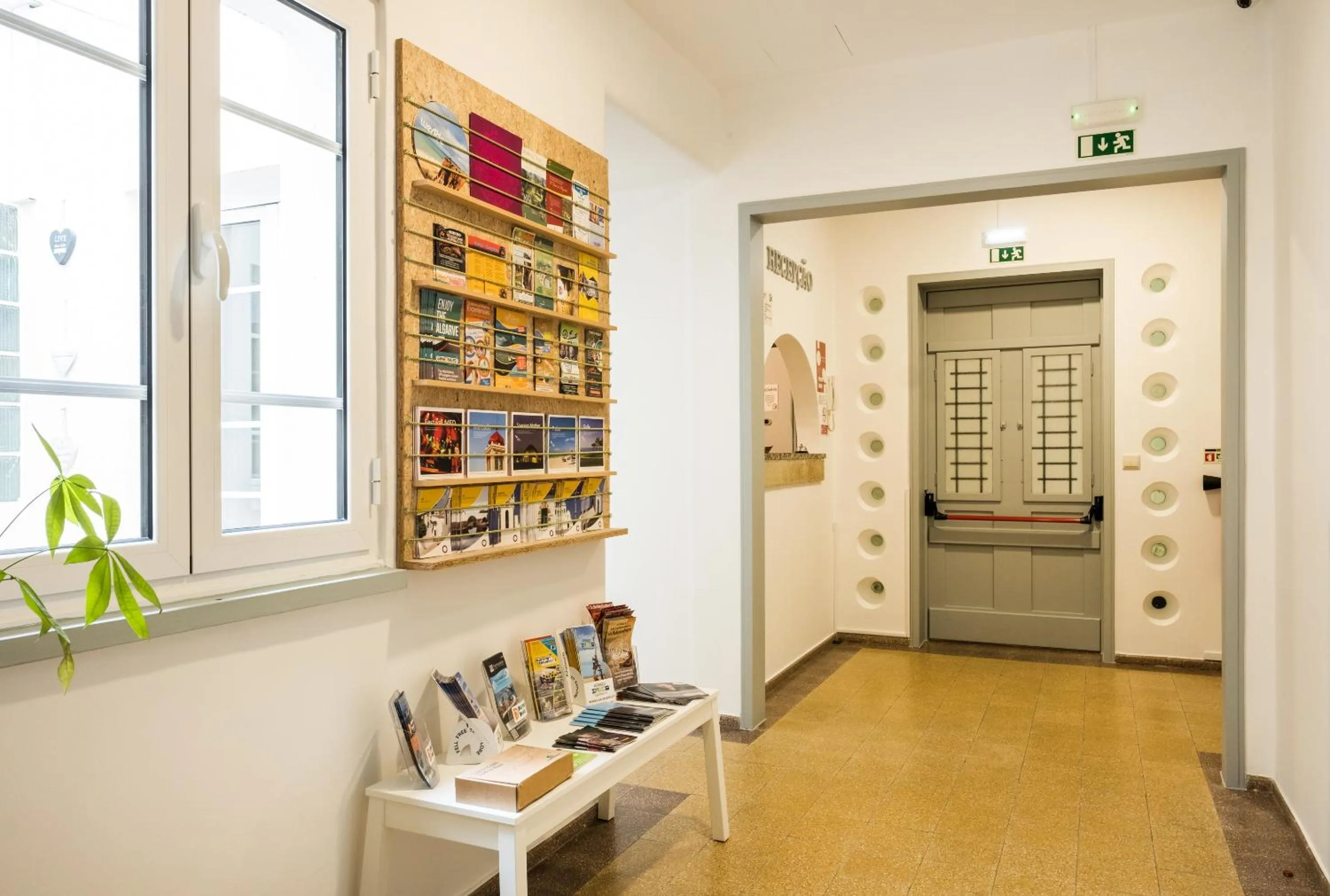 Lobby or reception in Loulé Coreto Hostel