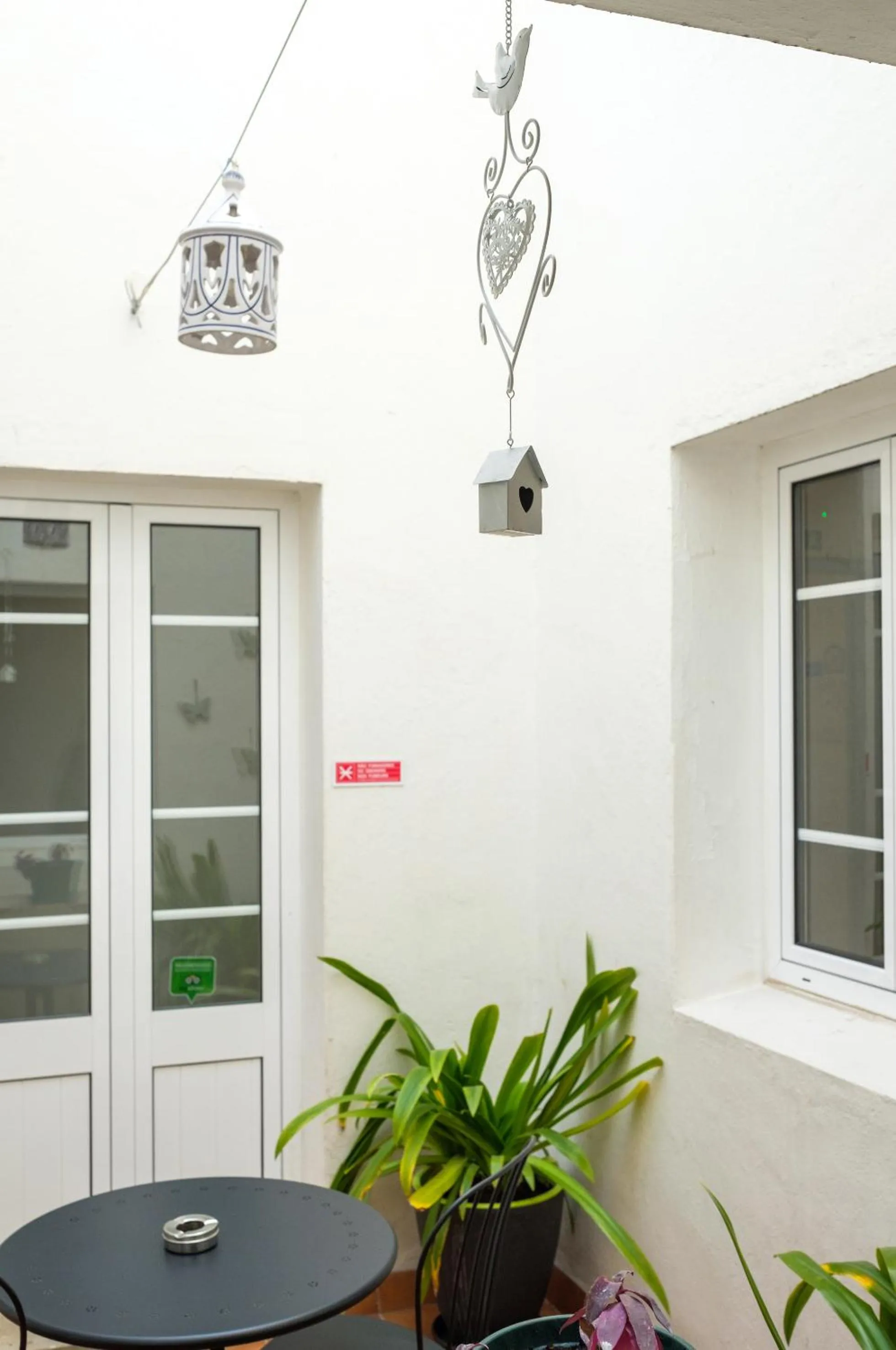 Patio in Loulé Coreto Hostel