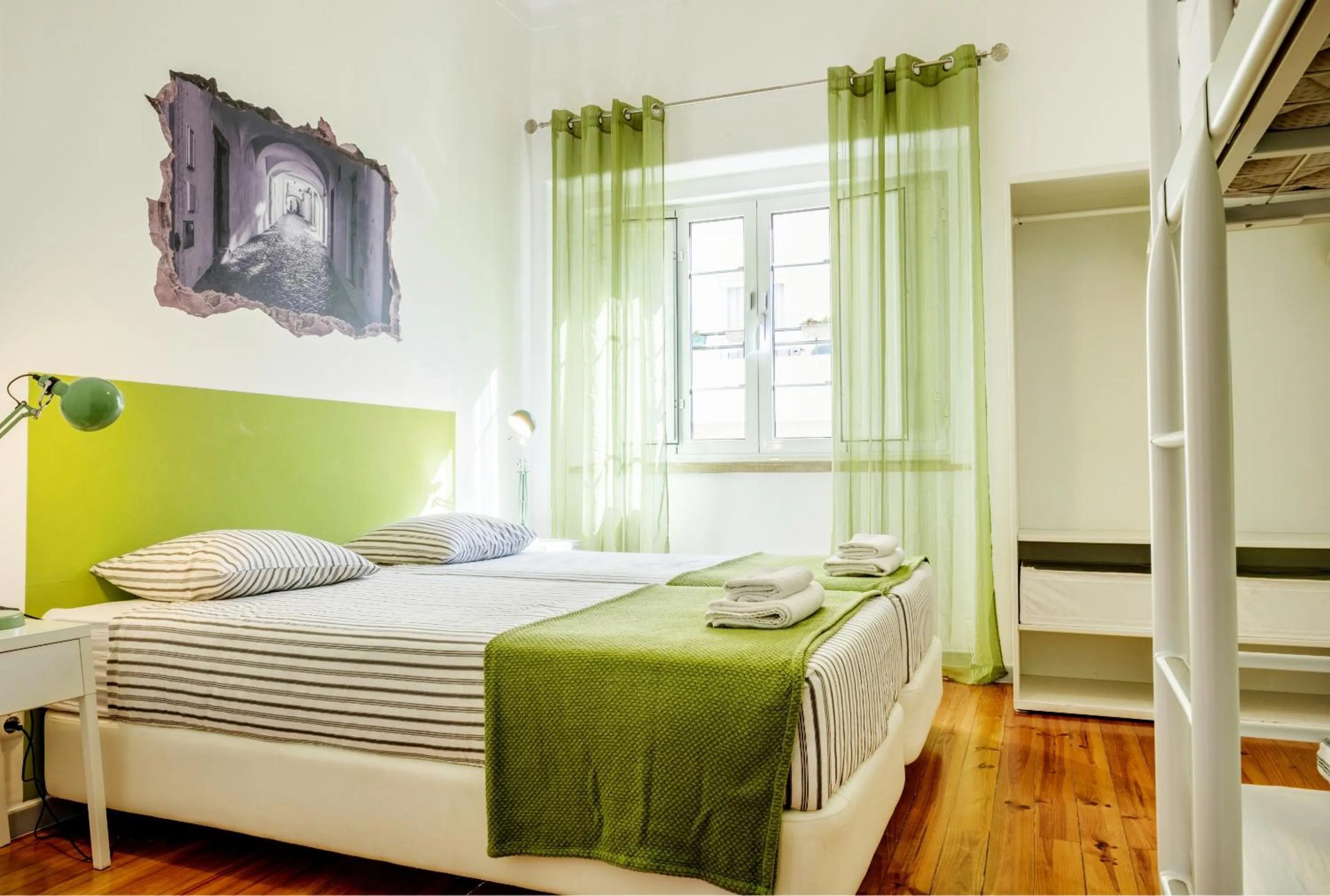 Bed in Loulé Coreto Hostel