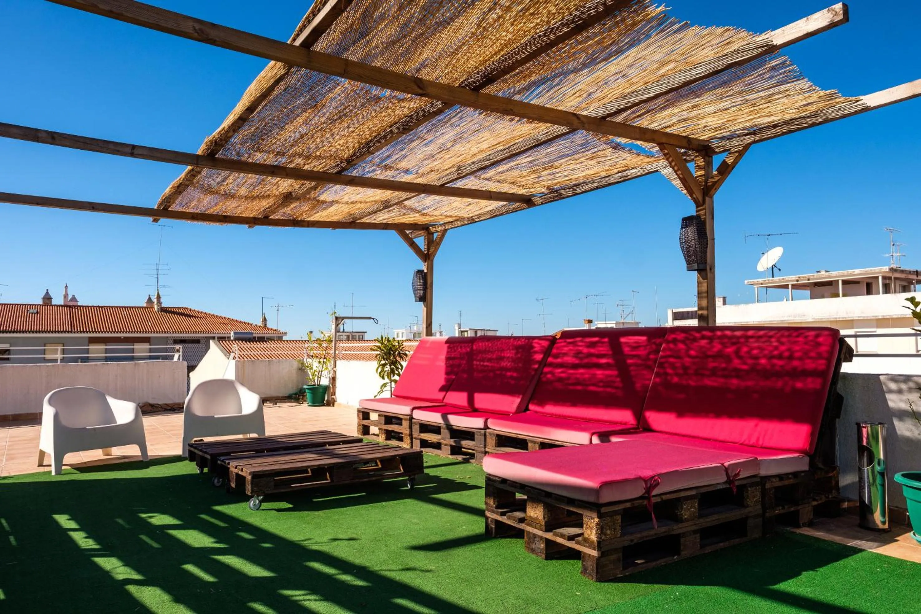 Balcony/Terrace in Loulé Coreto Hostel