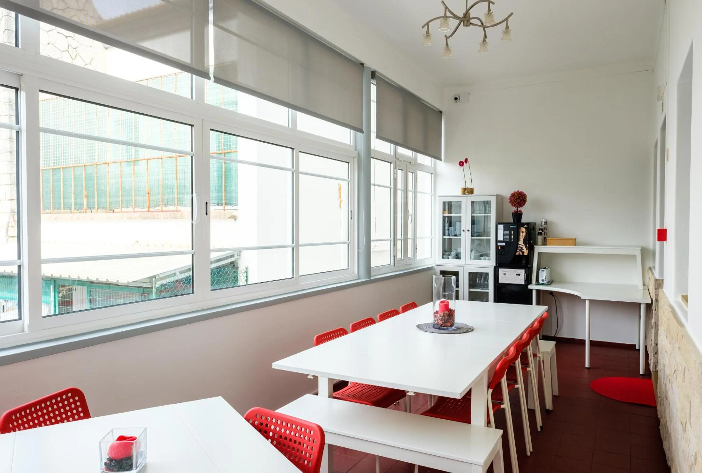 Lounge or bar in Loulé Coreto Hostel