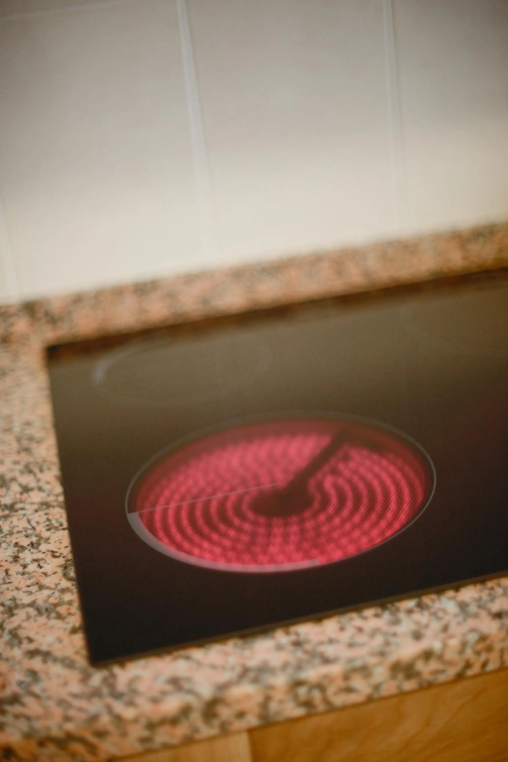 Kitchen or kitchenette in Loulé Coreto Hostel