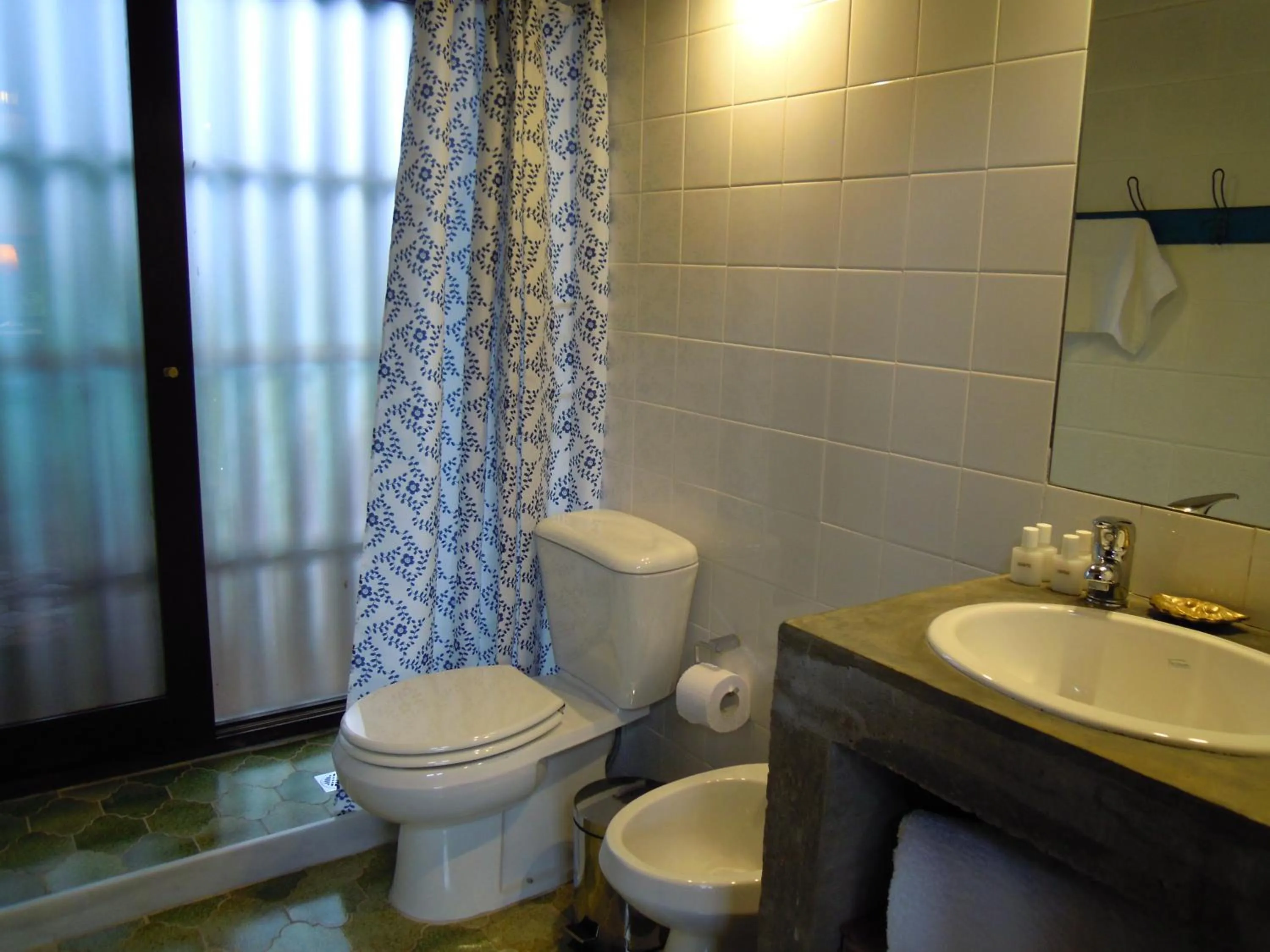 Bathroom in La Atrevida