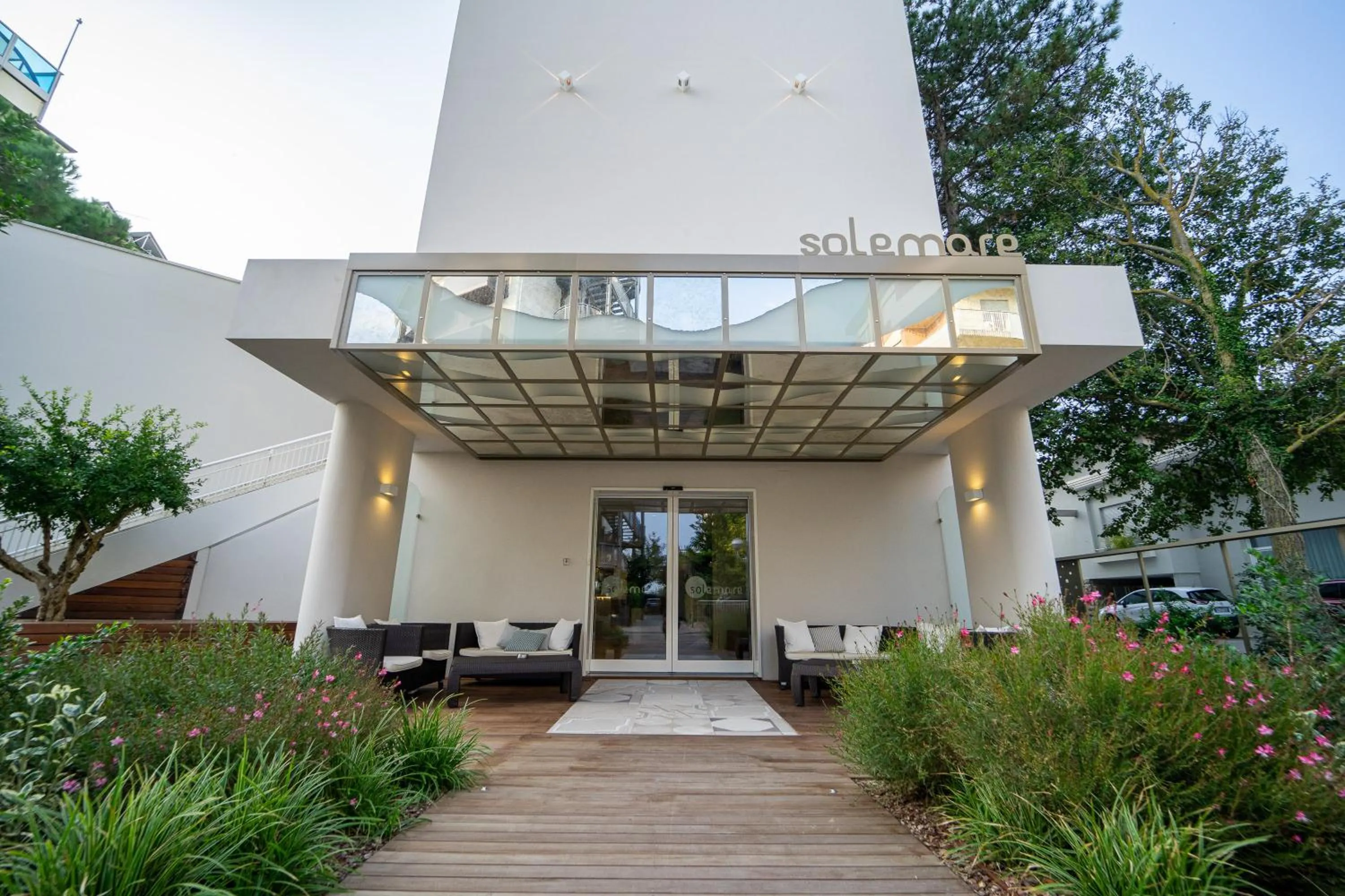 Facade/entrance in Hotel Solemare