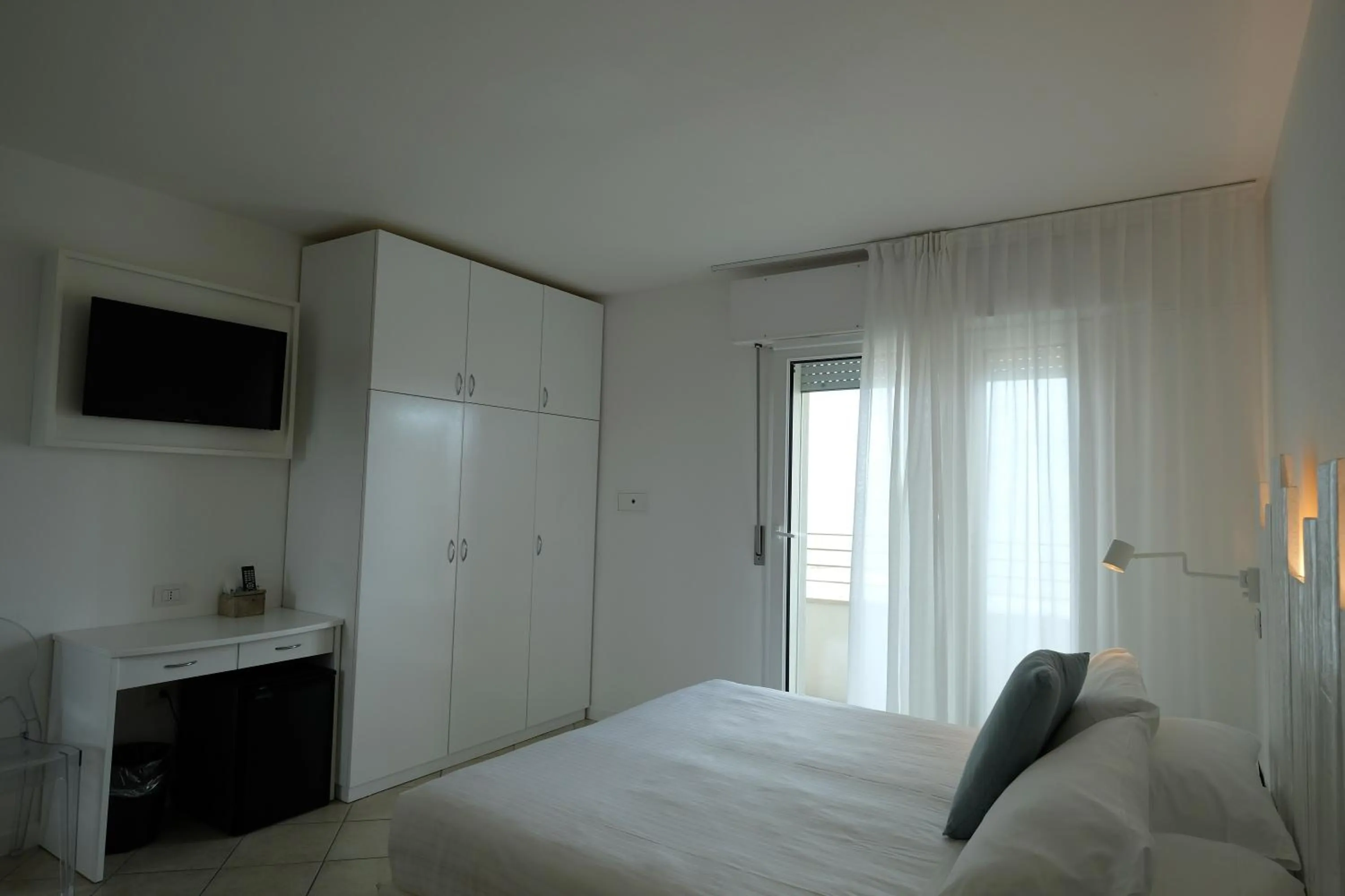 Photo of the whole room, Bed in Hotel Solemare