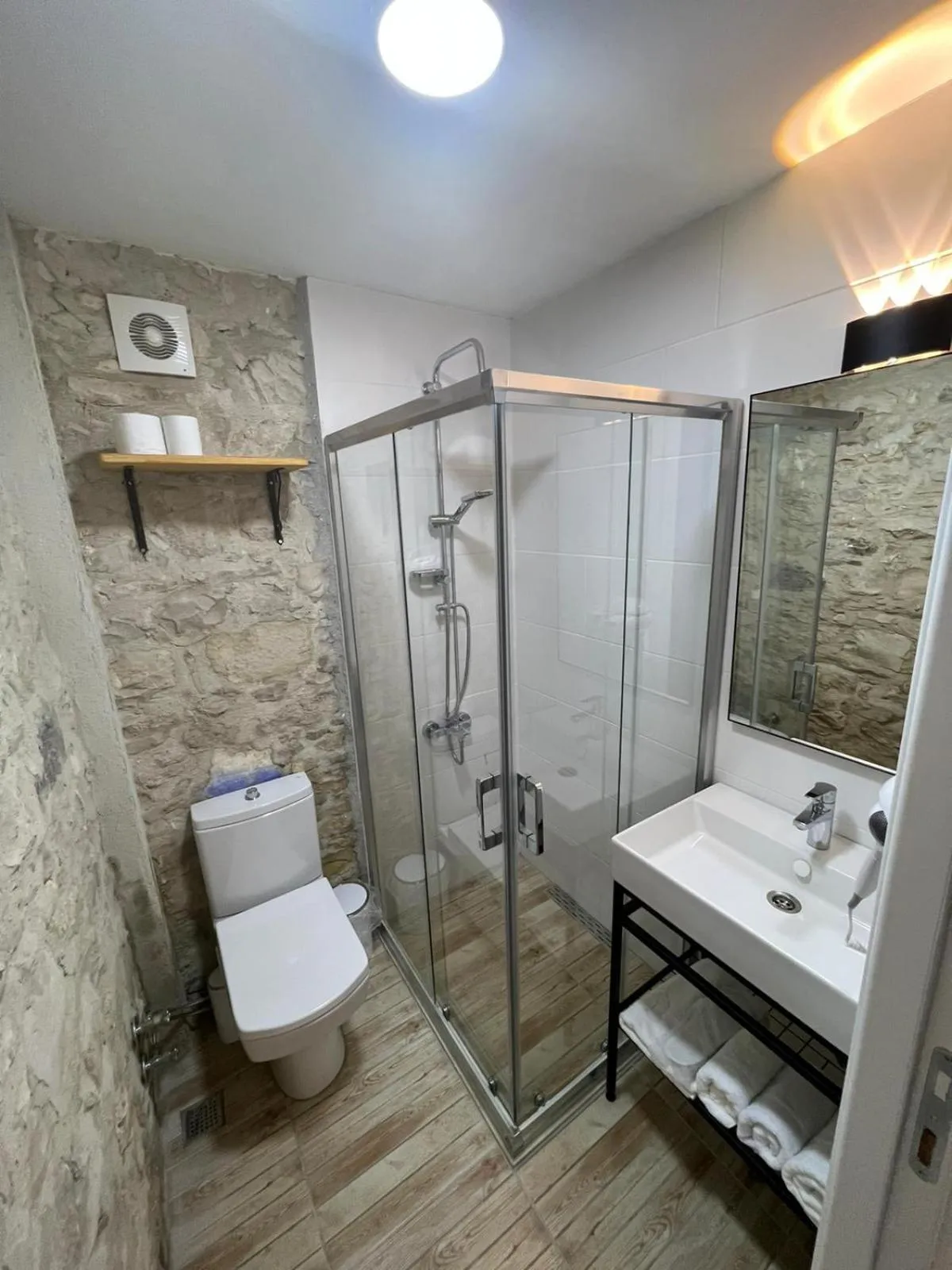 Shower in Kuğu Urla