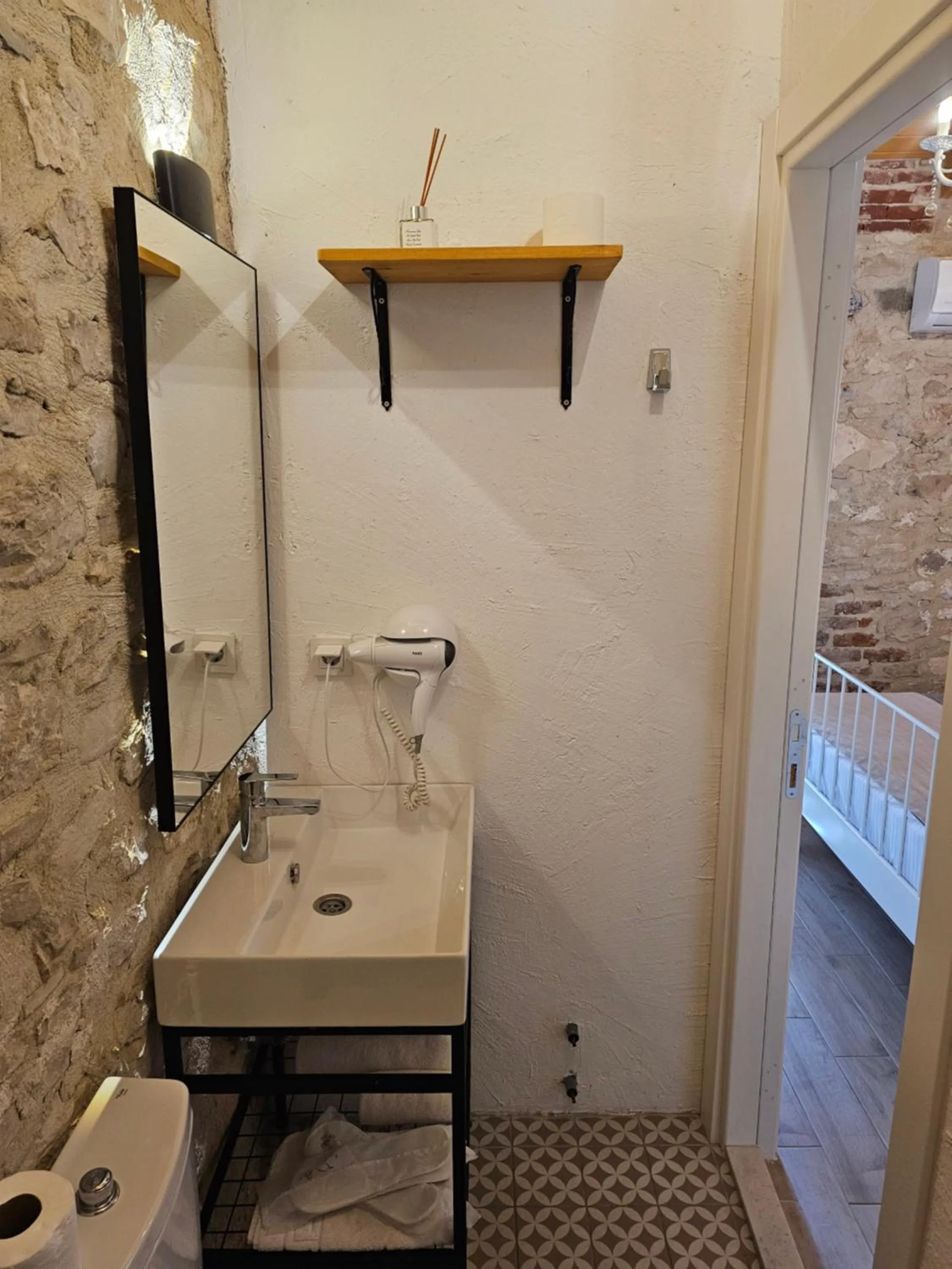 Shower in Kuğu Urla