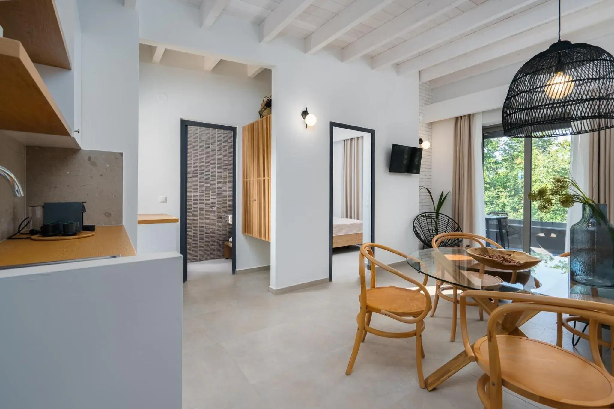 Deluxe Suite in Funtuki Seaside Apartments Deluxe Suite in Funtuki Seaside Apartments