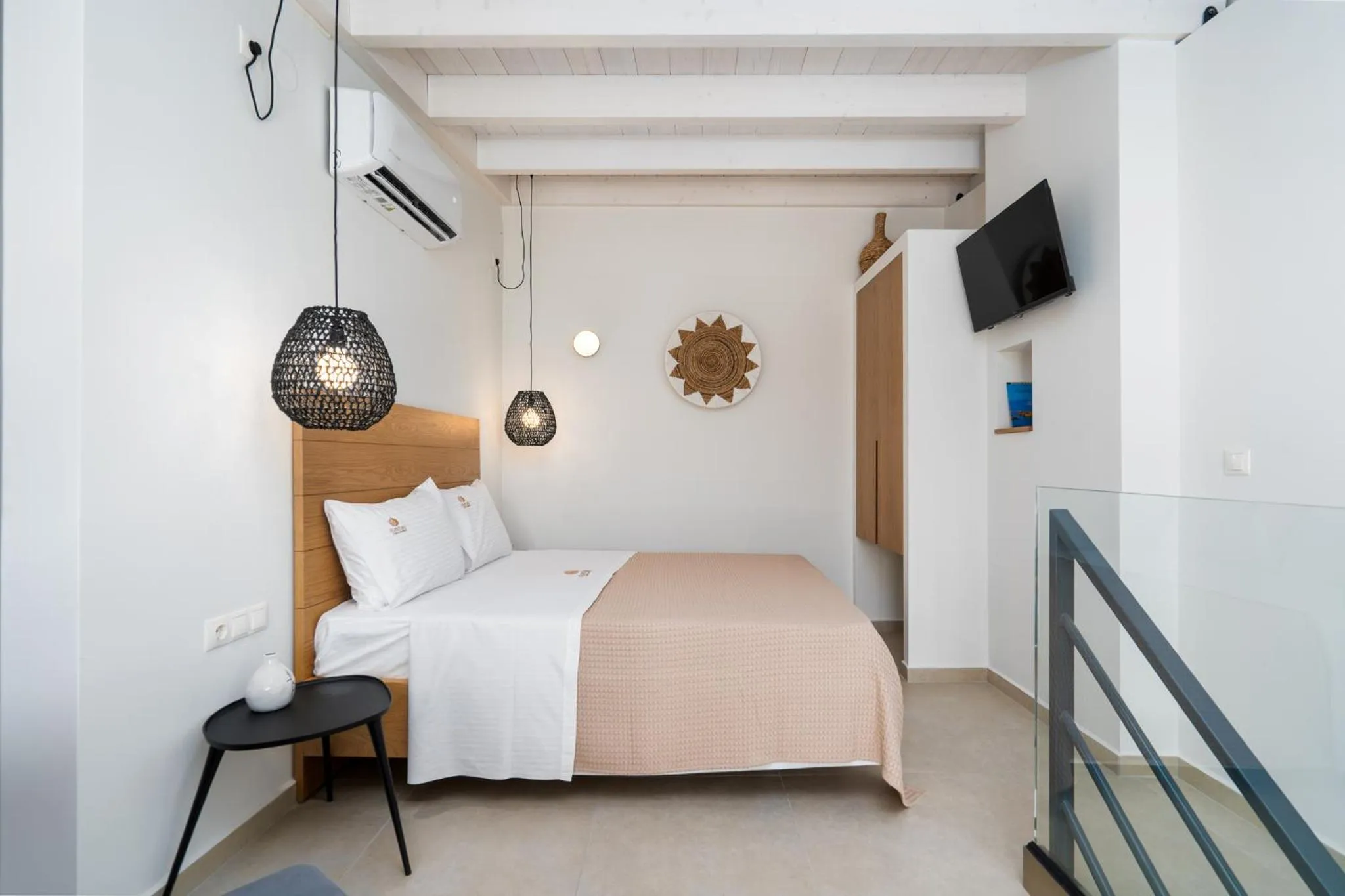 Bedroom, Bed in Funtuki Seaside Apartments