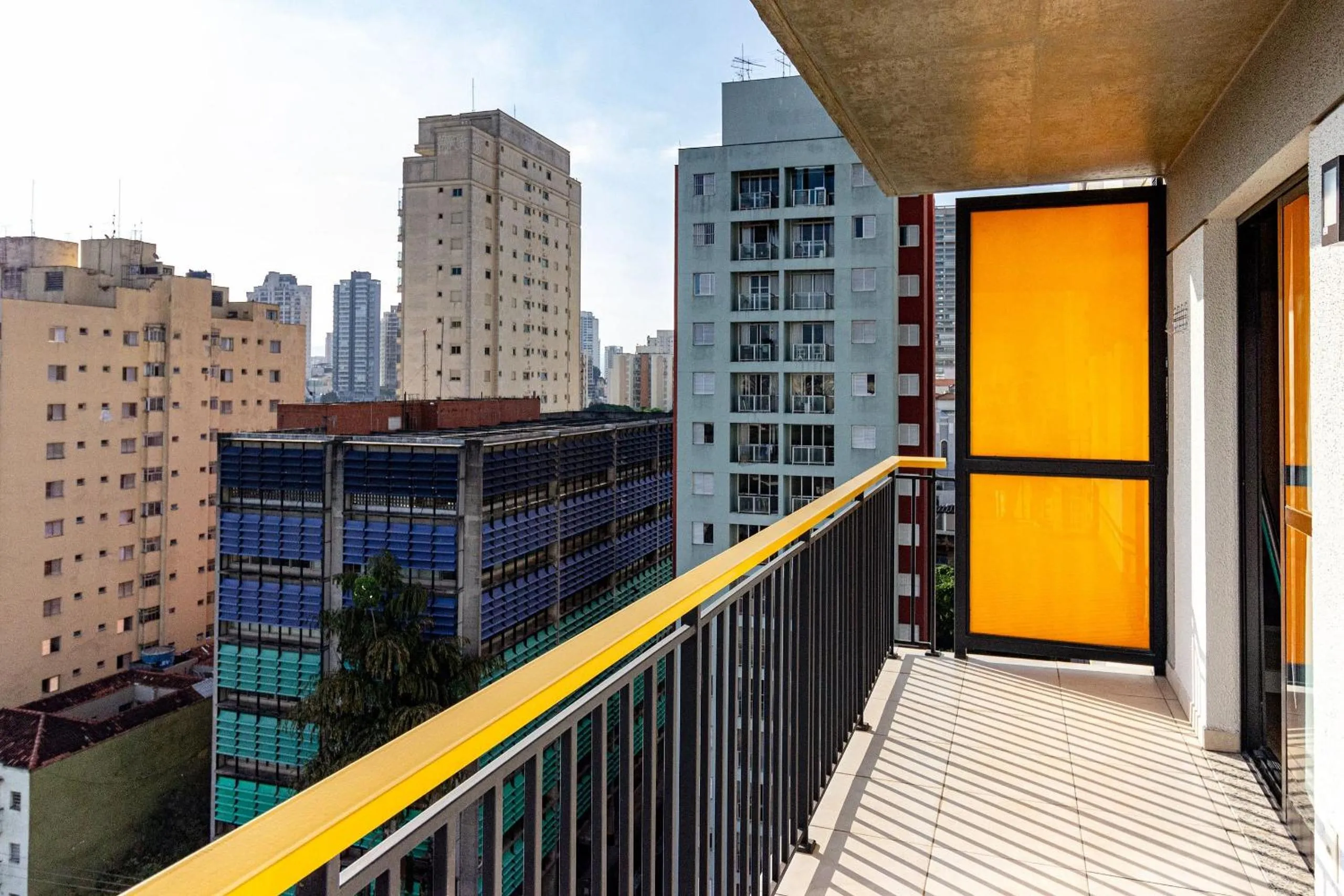 Balcony/Terrace in Xtay BK30 Santana - Apartamentos decorados próximos ao metrô