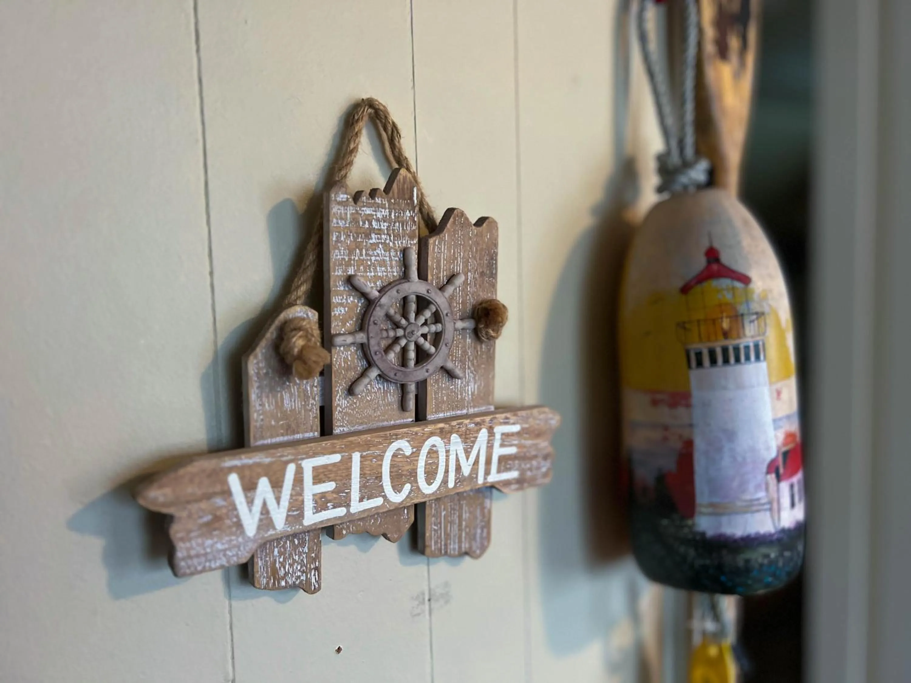 Decorative detail in Enchanted Cottages by the Sea