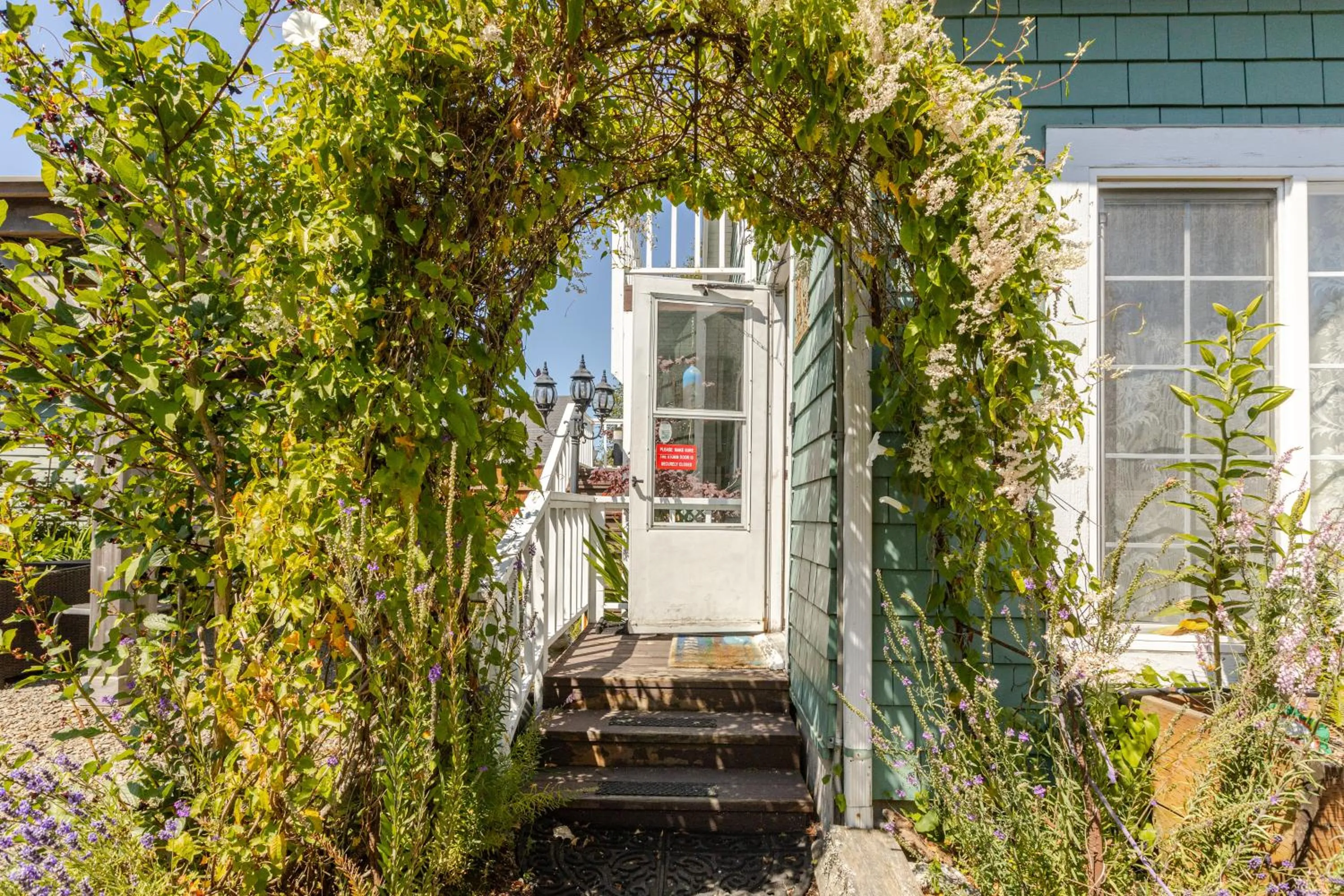 Facade/entrance in Enchanted Cottages by the Sea