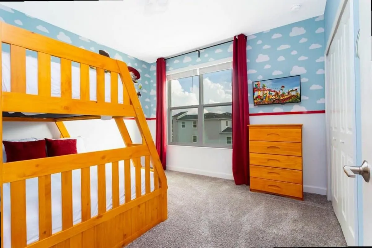 Bed in Stunning Family Friendly 5 Bd w/ Pool Close to Disney @ Storey Lake 4242