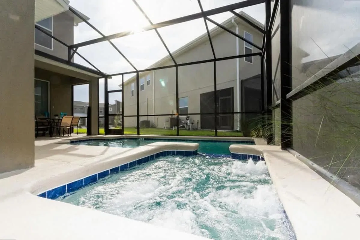 Stunning Family Friendly 5 Bd w/ Pool Close to Disney @ Storey Lake 4242