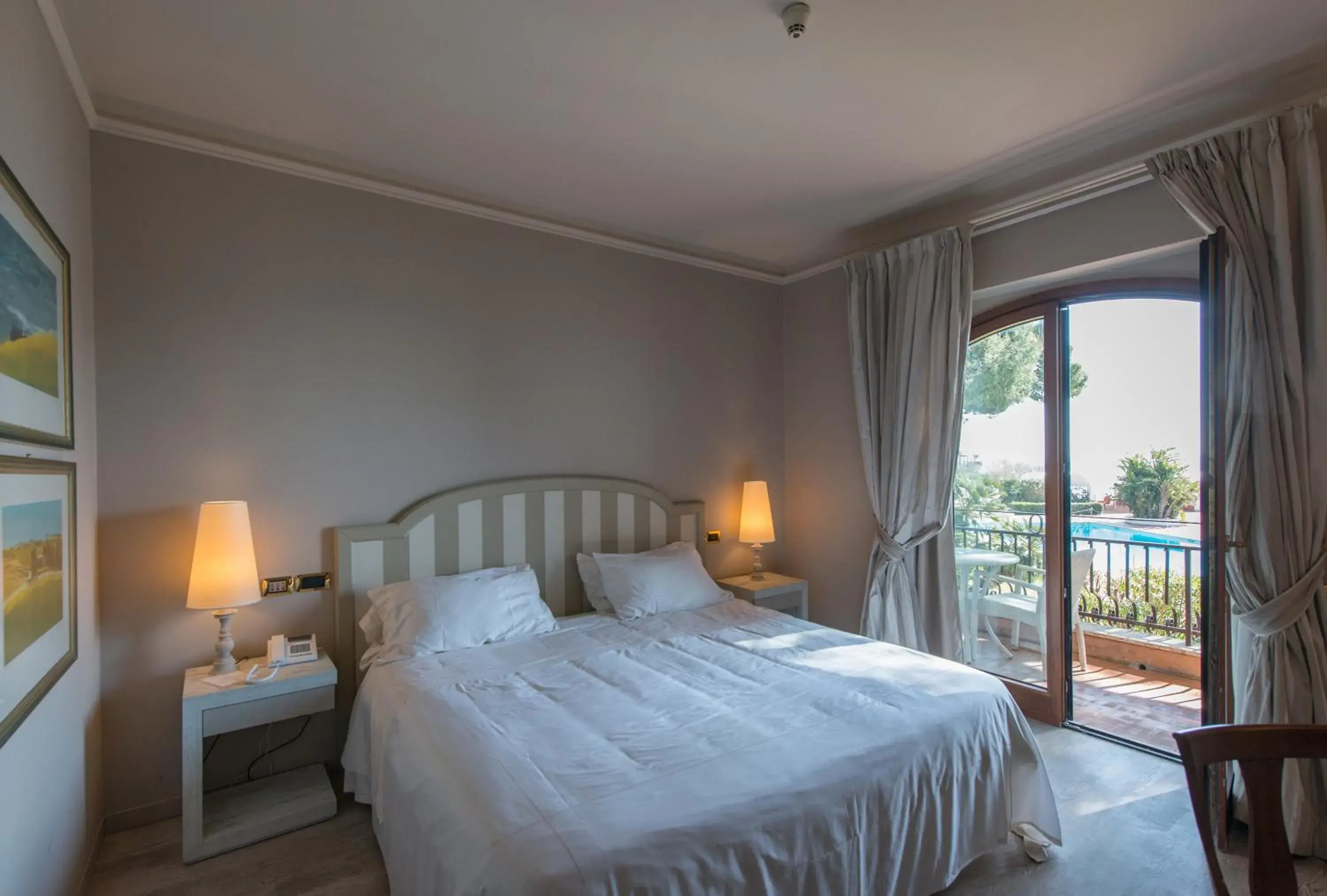 Classic Double or Twin Room with Sea View in Grand Hotel Baia Verde Classic Double or Twin Room with Sea View in Grand Hotel Baia Verde