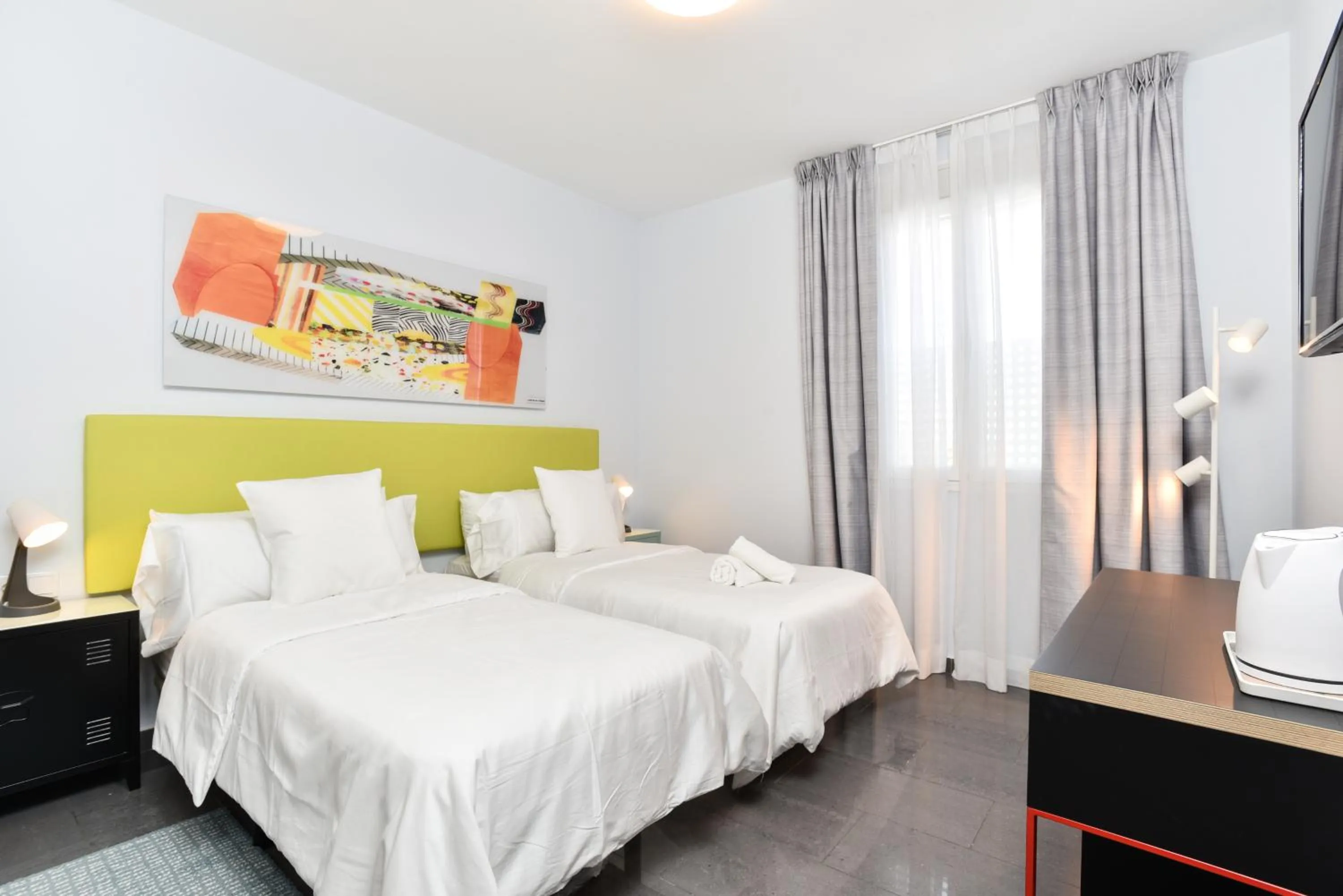 Photo of the whole room, Bed in Hotel Kuve Marbella