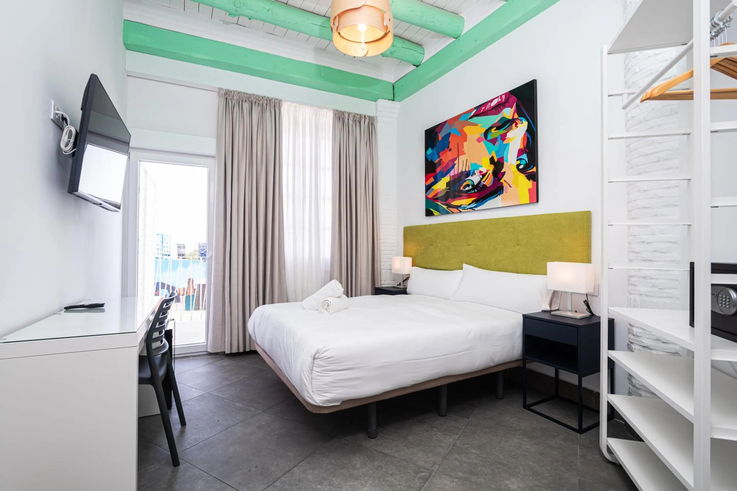 Photo of the whole room, Bed in Hotel Kuve Marbella