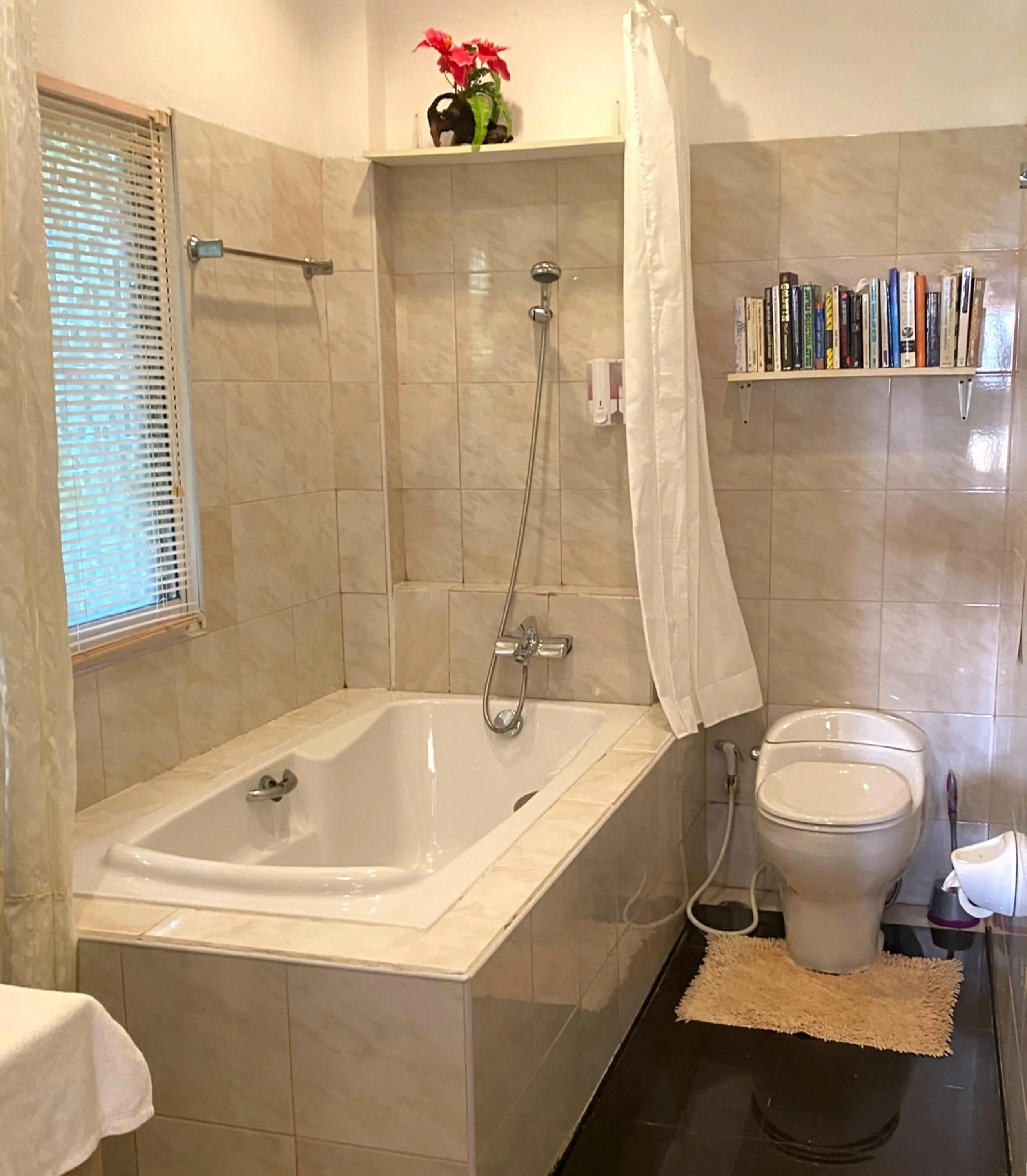 Bathroom in OASIS VILLA Karon Beach