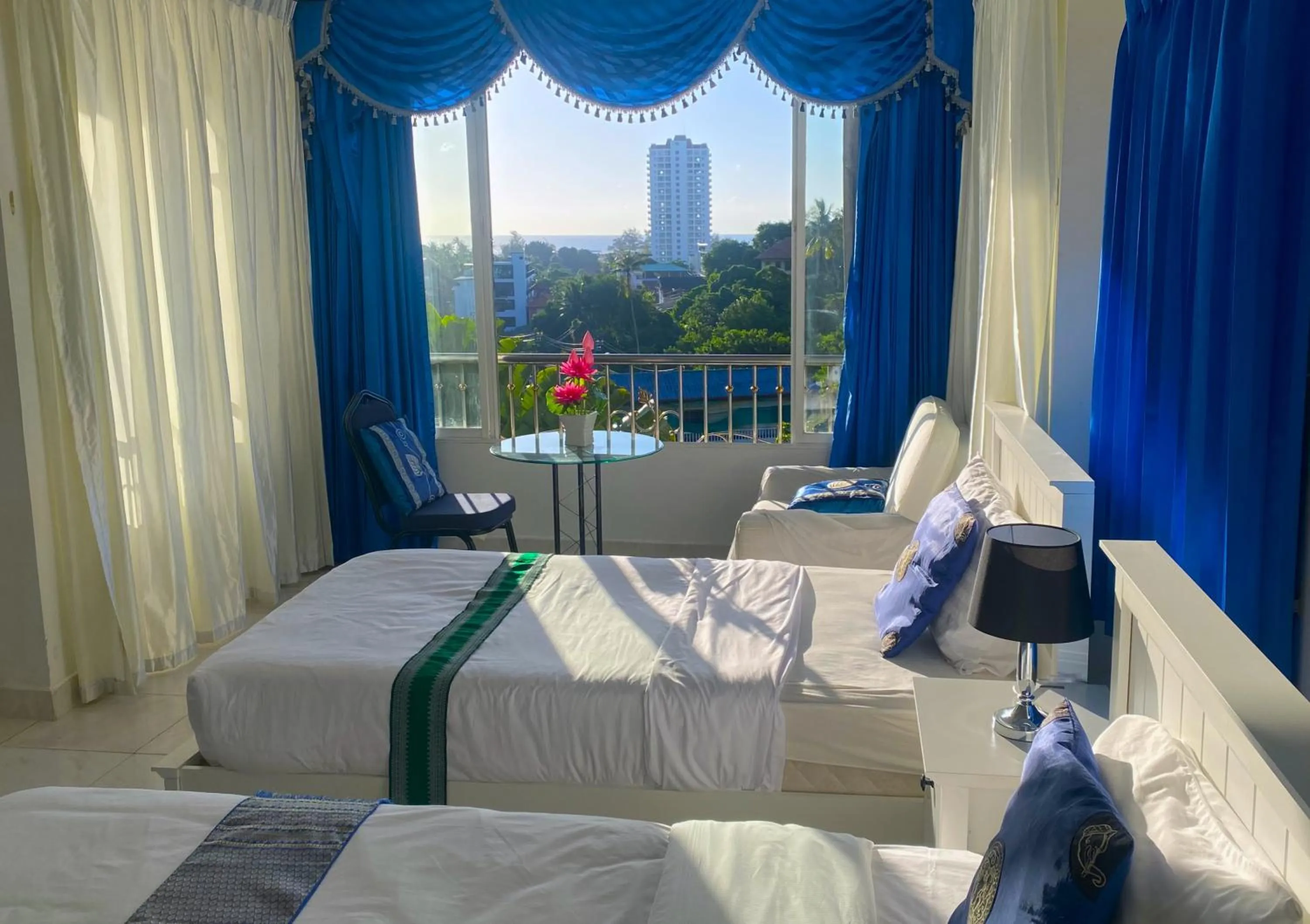 Bed in OASIS VILLA Karon Beach