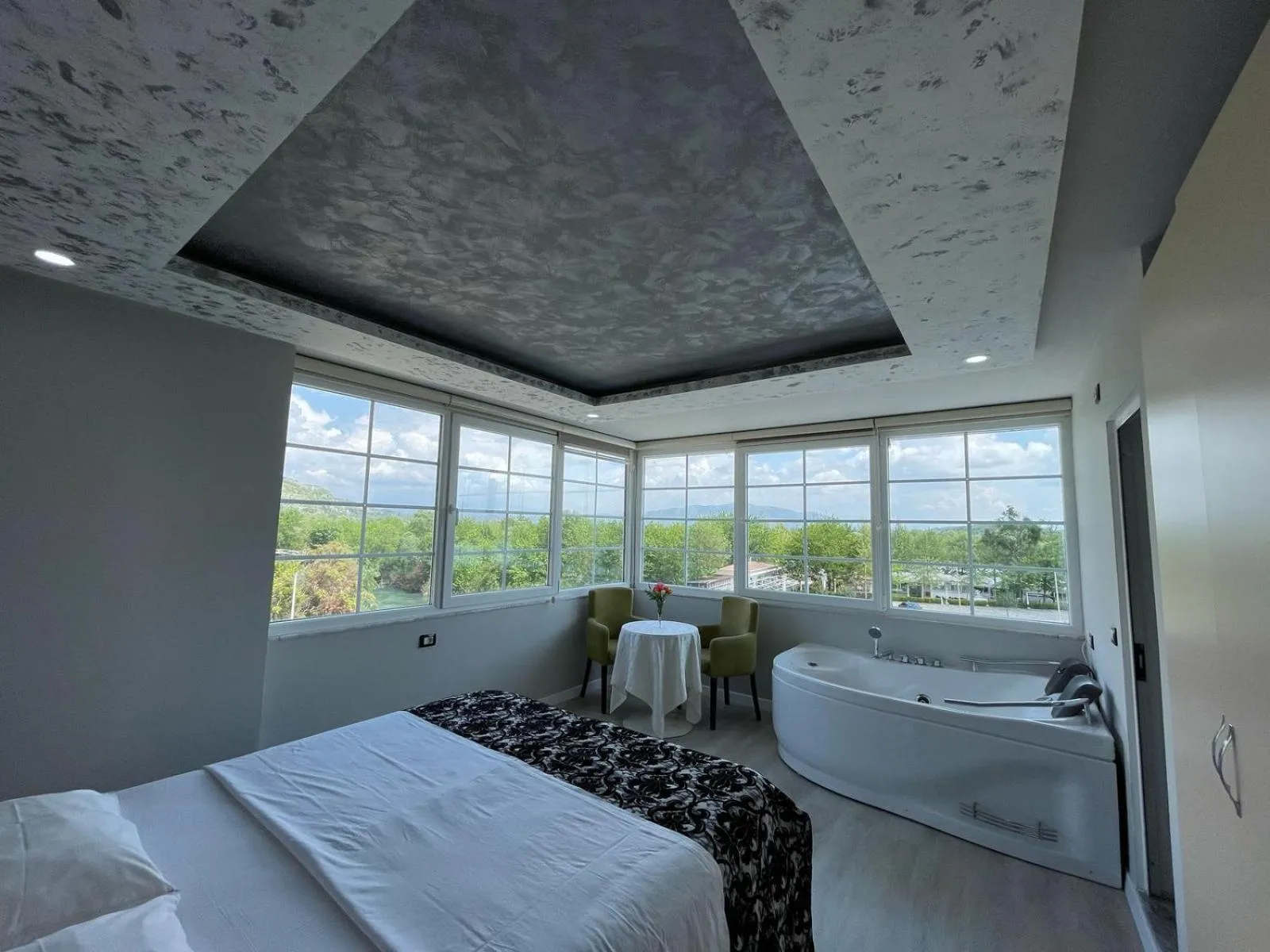 Bed in Hotel Fantazia