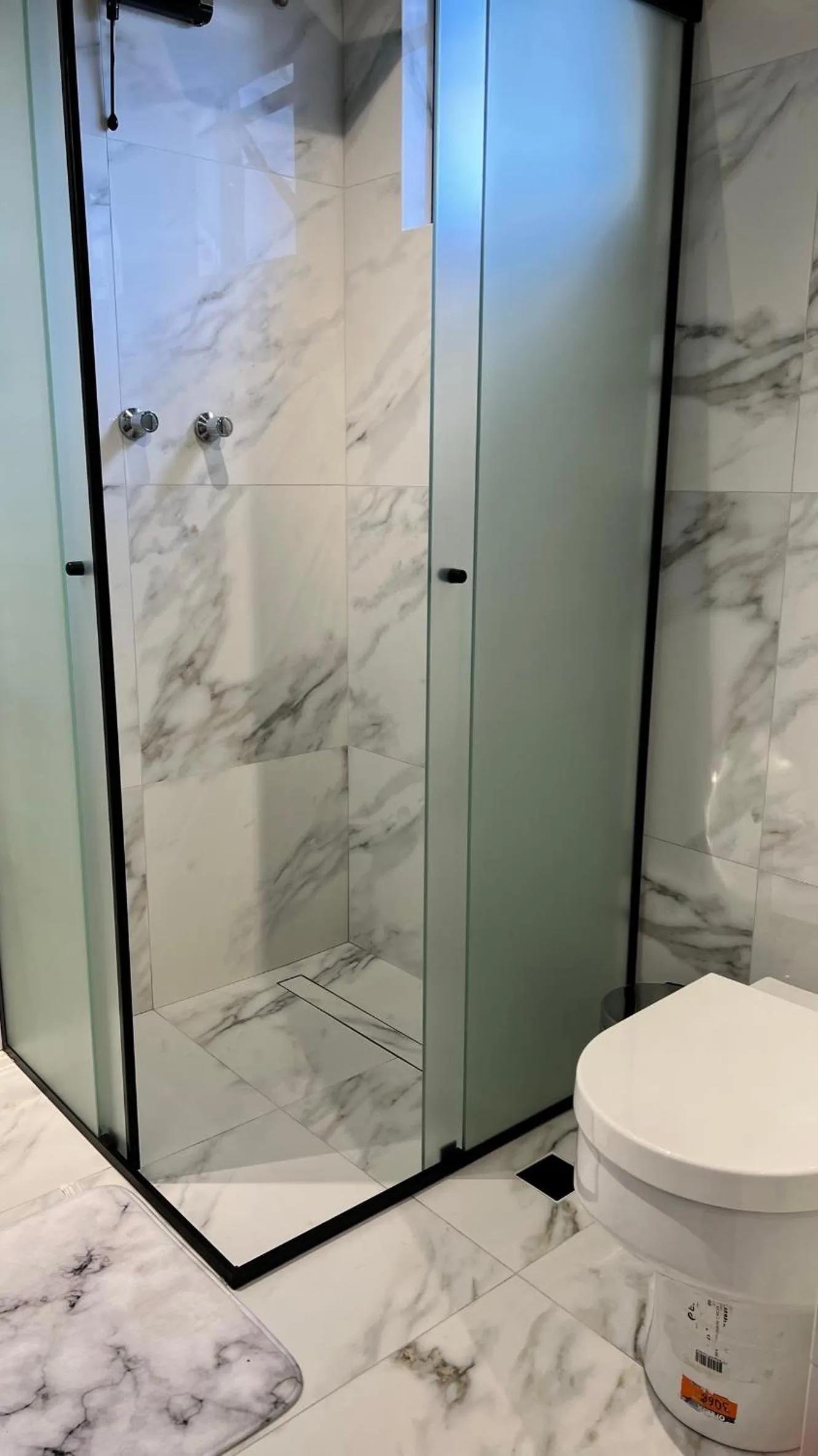 Shower in Pousada Central Jaraguá