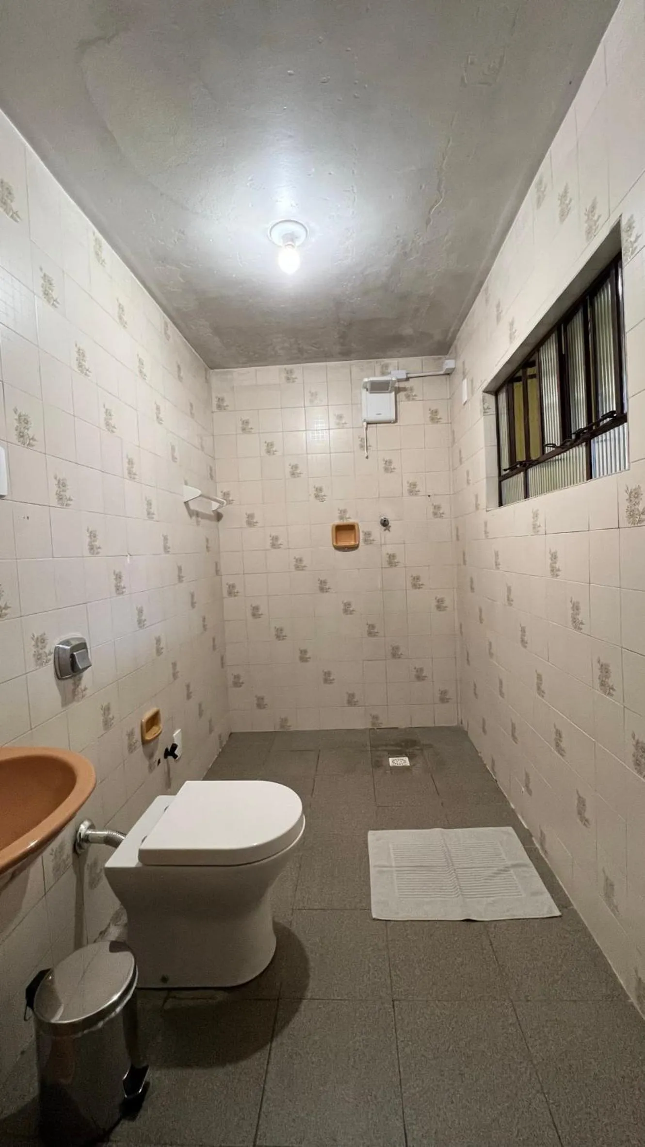 Shower in Pousada Central Jaraguá