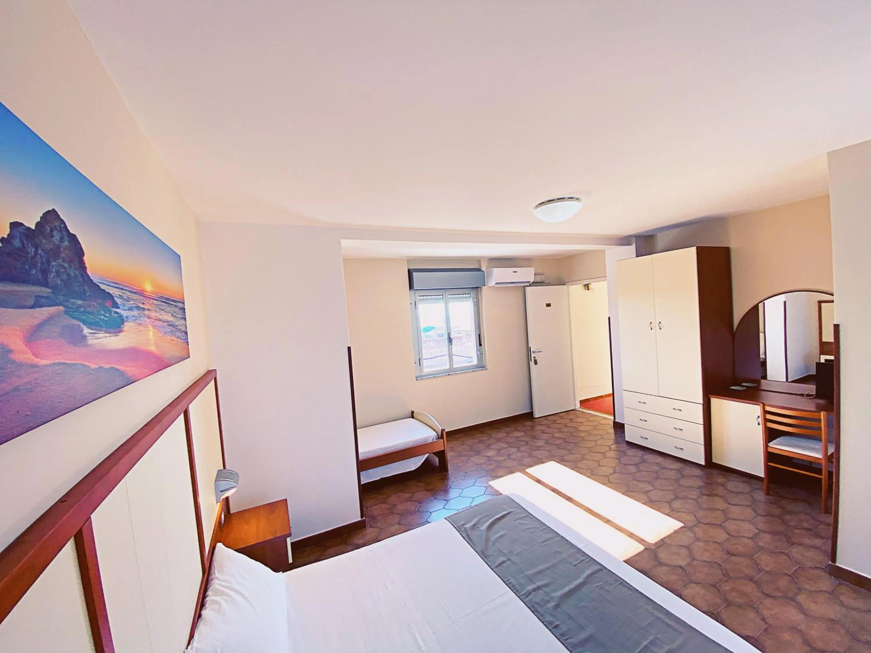 Photo of the whole room, Bed in Residence Hotel Felix