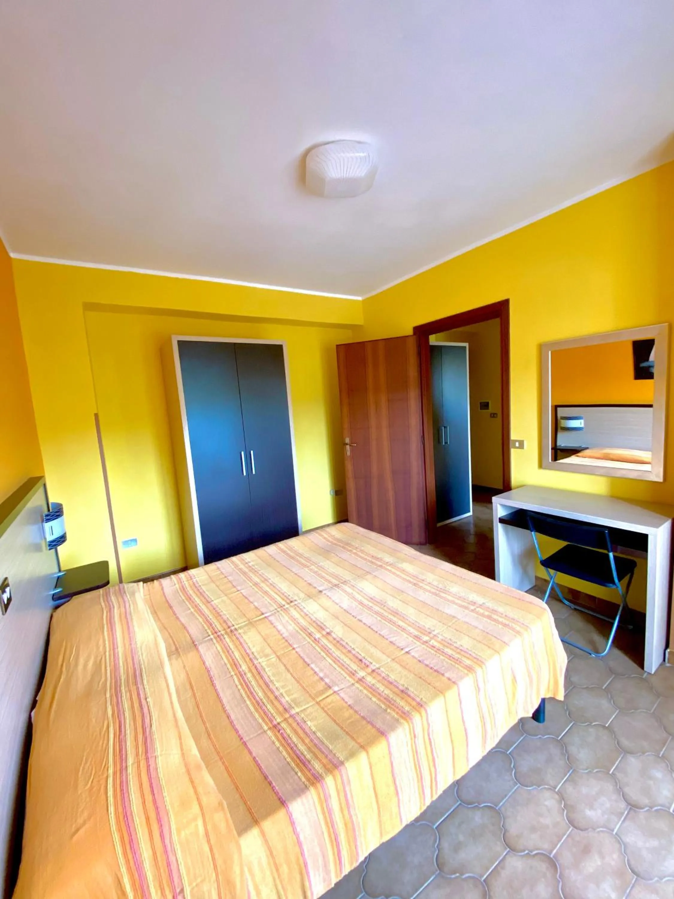 Photo of the whole room, Bed in Residence Hotel Felix