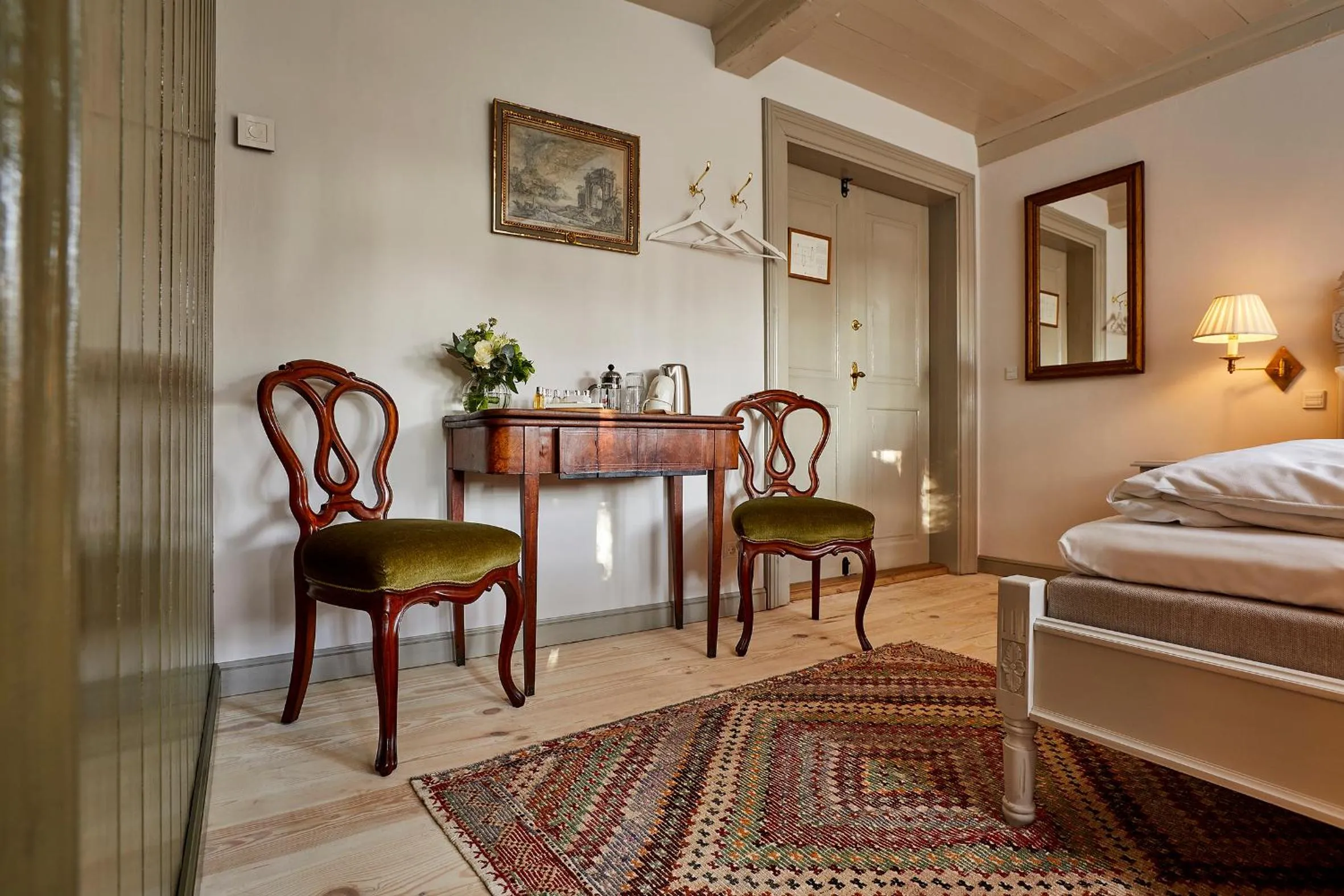 Photo of the whole room, Bed in Schackenborg Slotskro