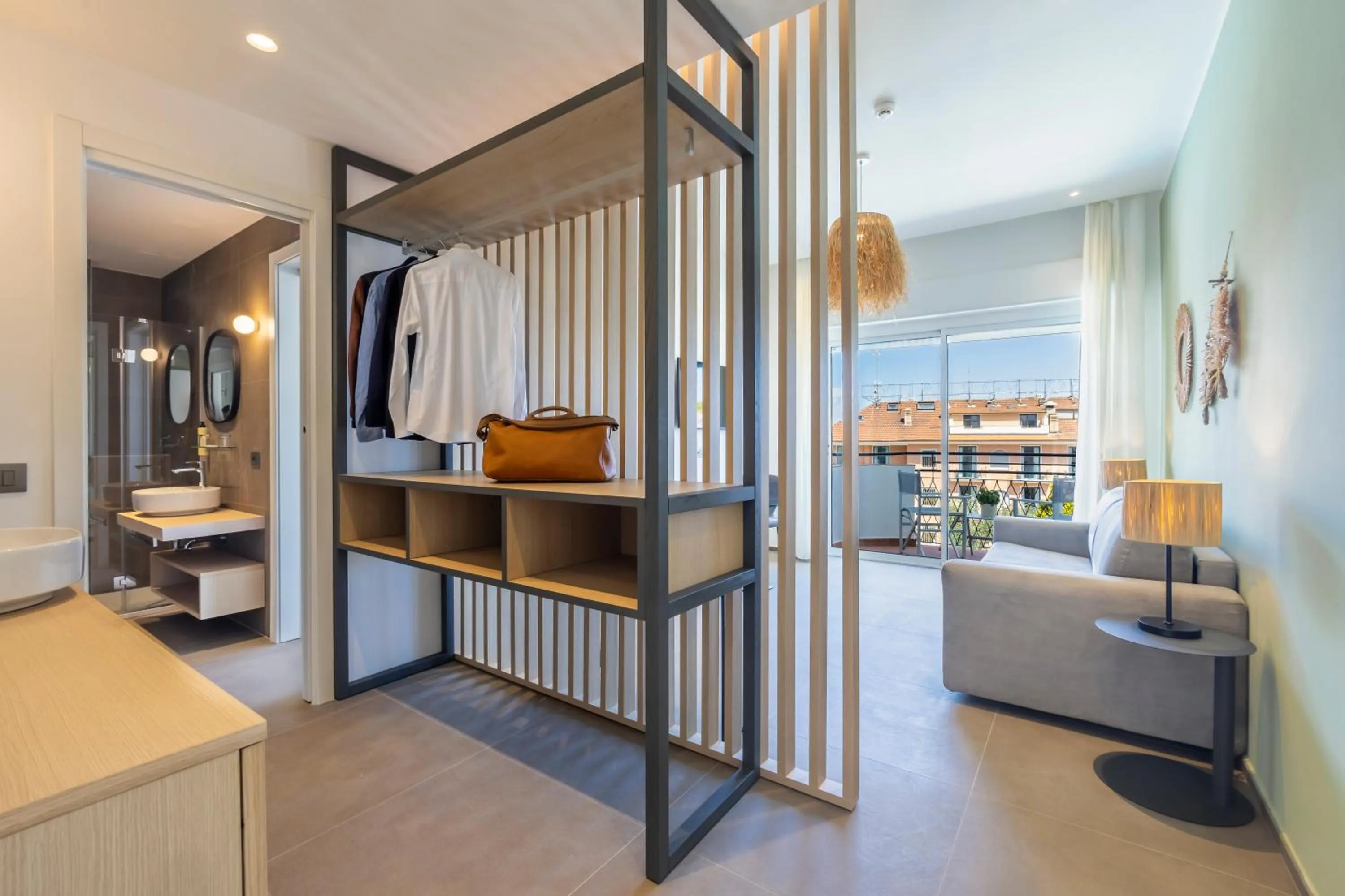 Living room, Bed in Hotel Moresco