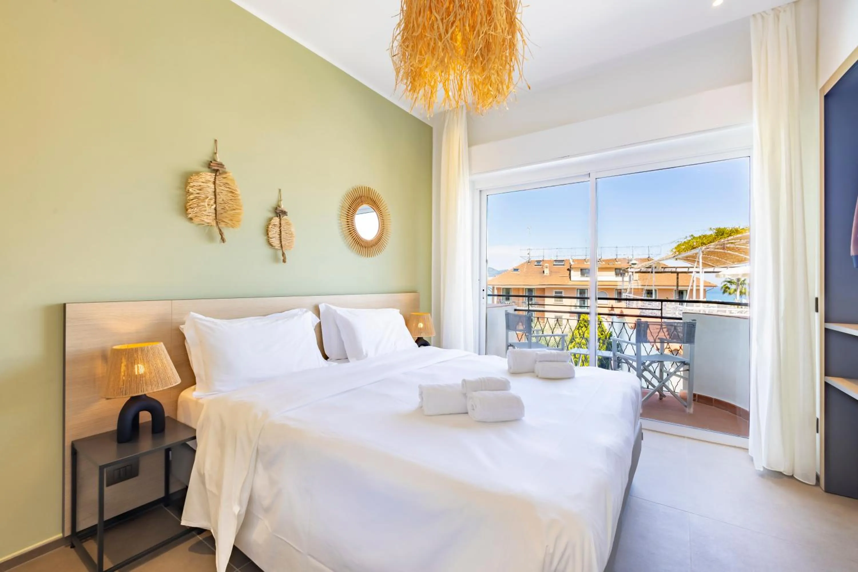 Balcony/Terrace, Bed in Hotel Moresco