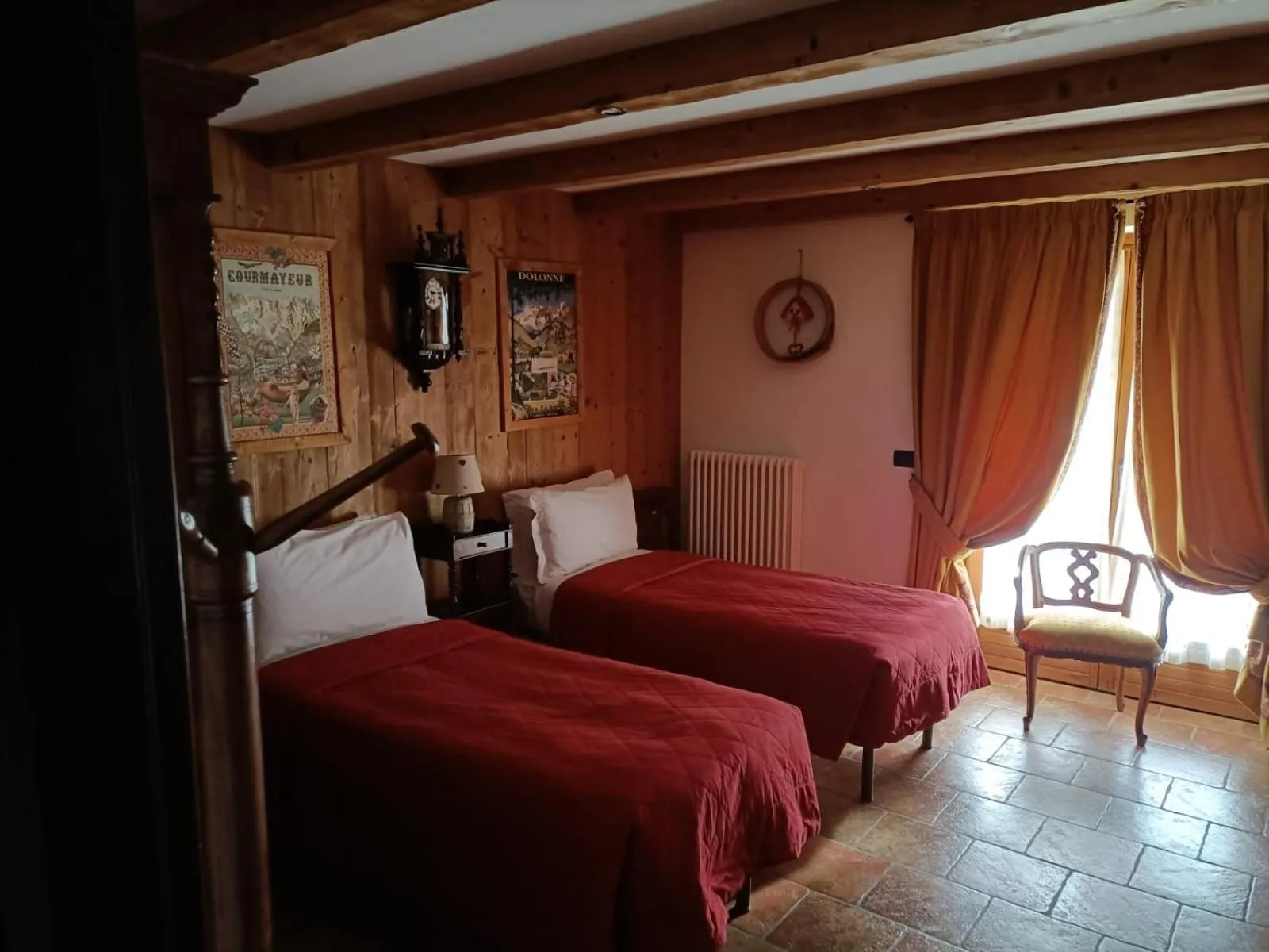 Bedroom, Bed in Hotel Lo Campagnar
