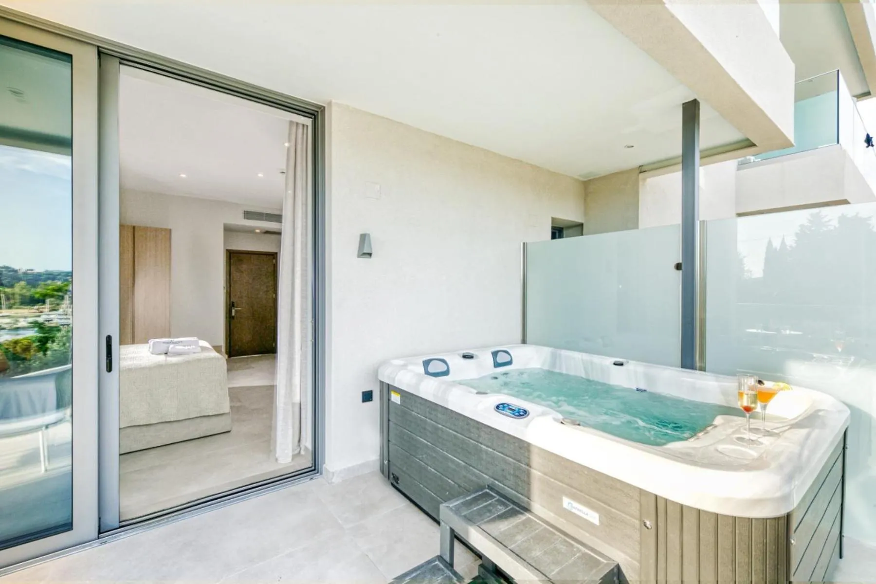 Hot Tub in Hidden Cove Corfu