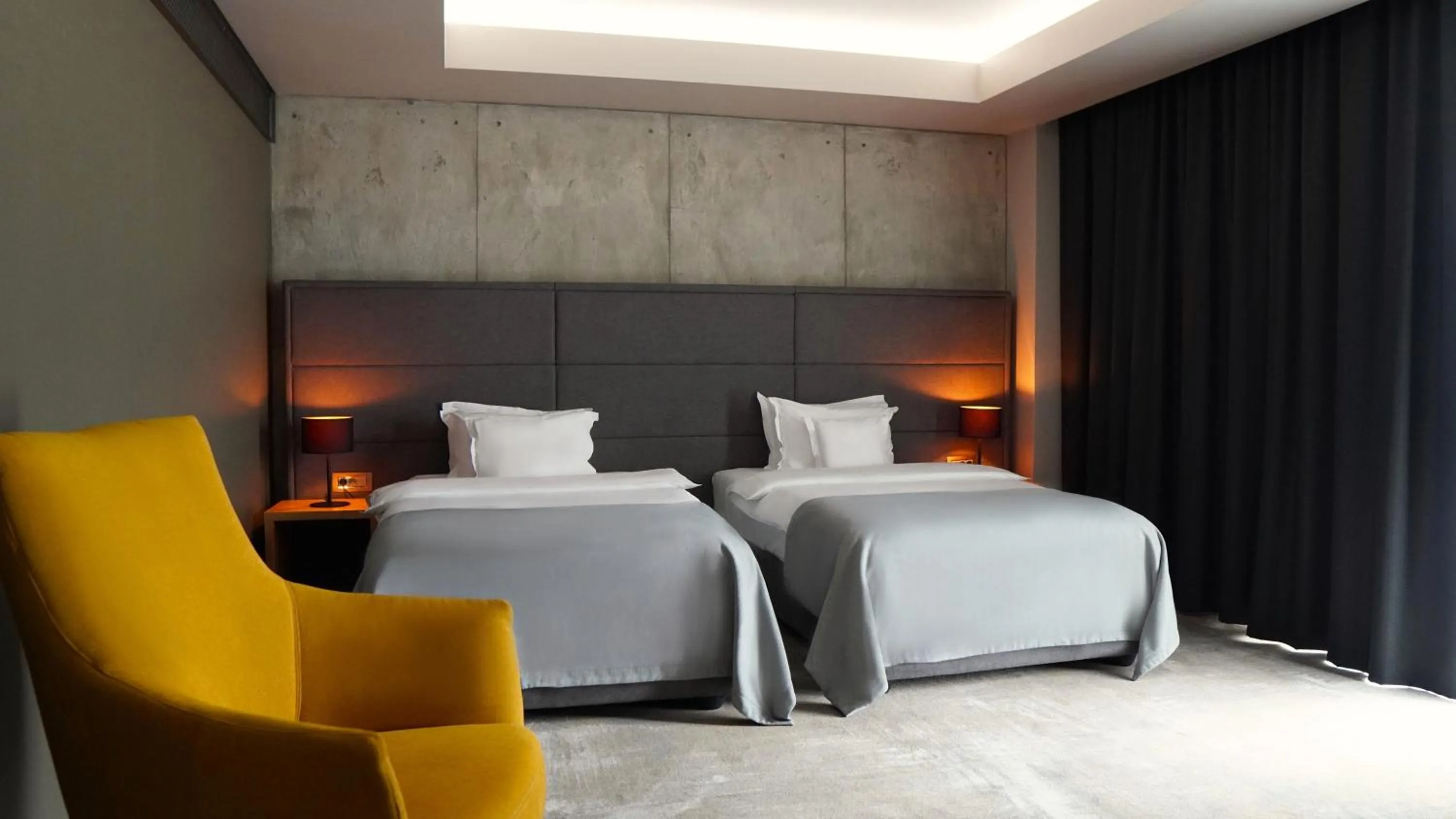 Bedroom, Bed in Aniroc Signature Hotel