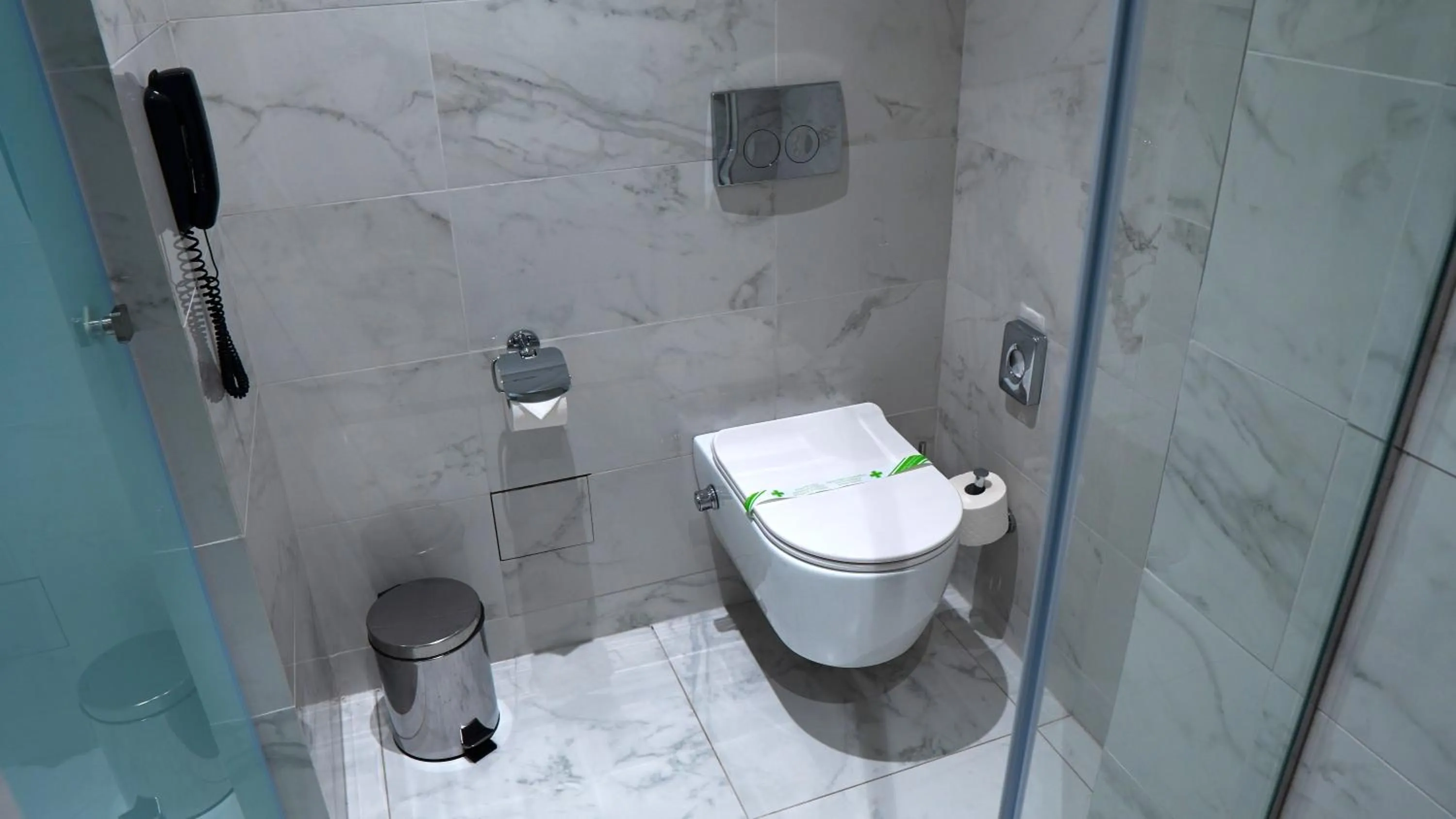 Shower in Aniroc Signature Hotel