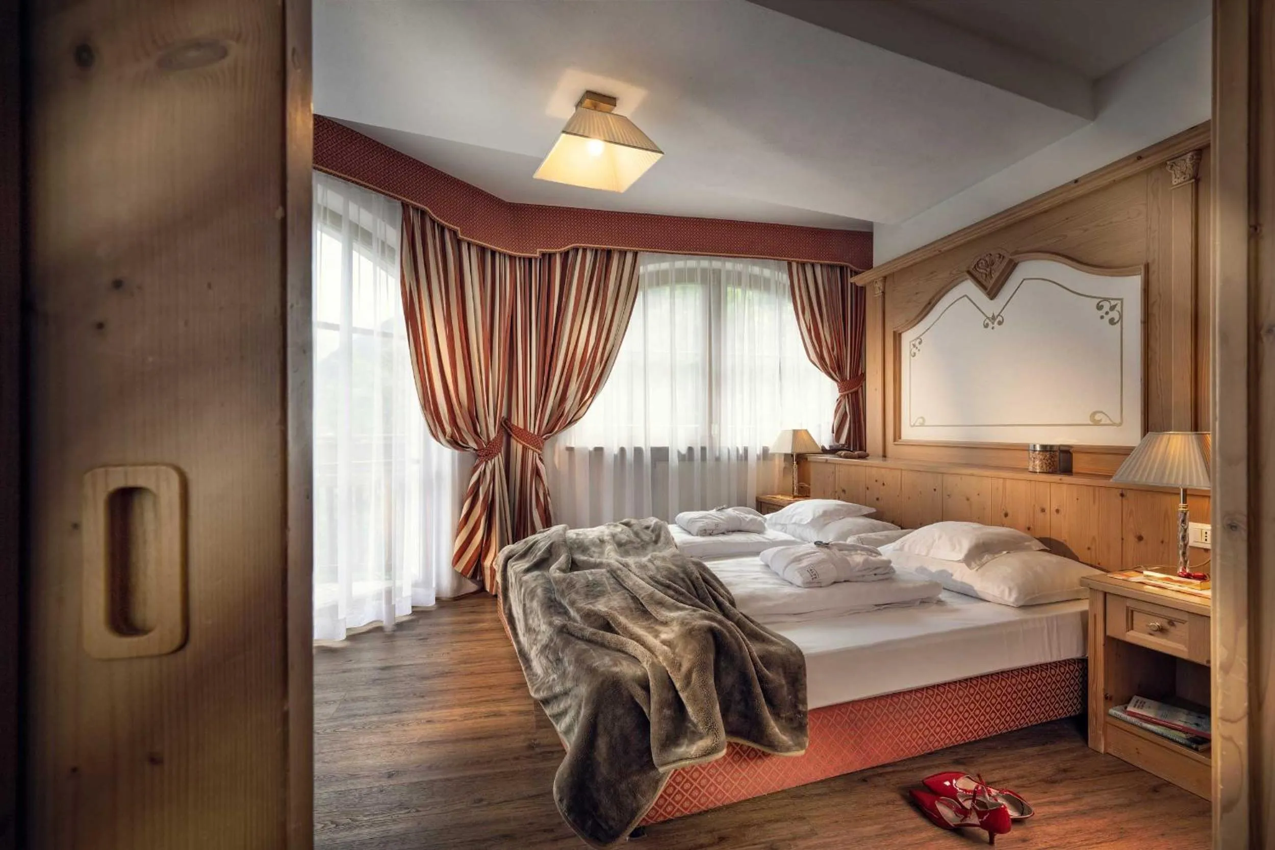 Bed in Hotel Alte Mühle 4 Stelle