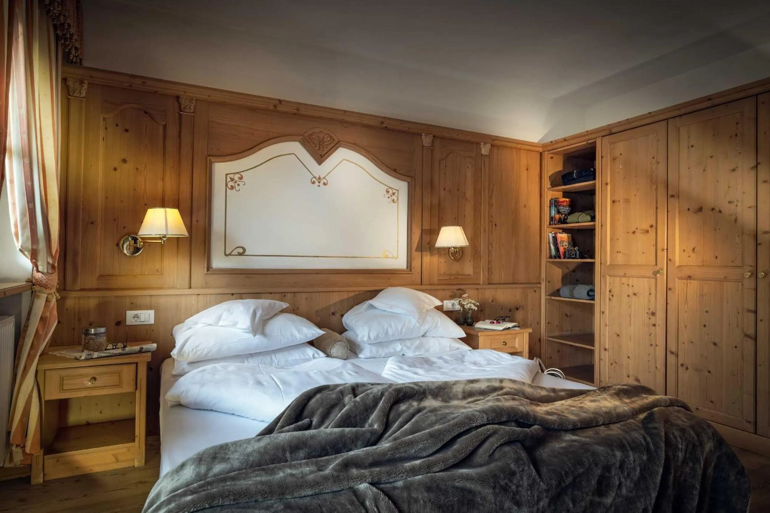 Bed in Hotel Alte Mühle 4 Stelle