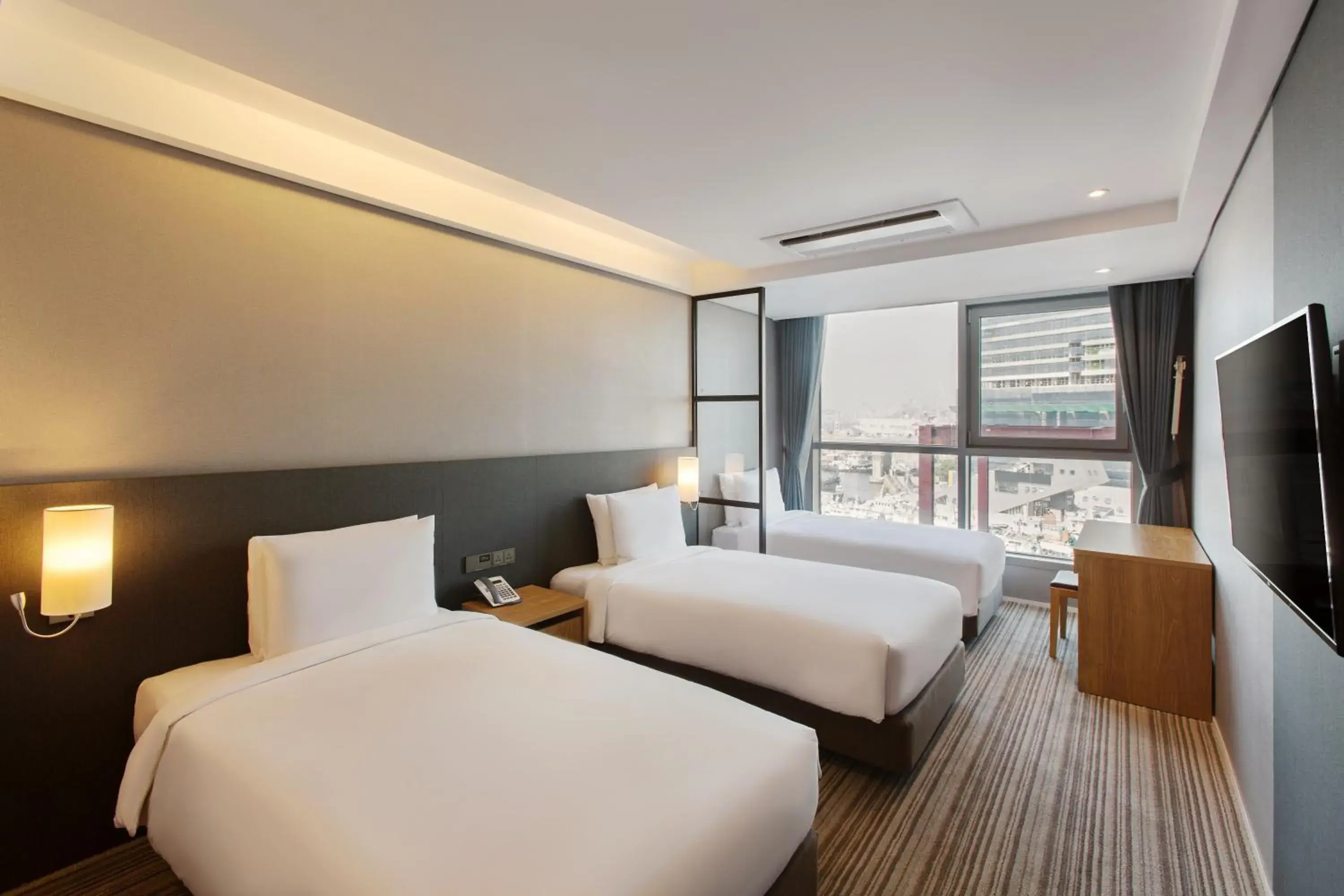 Standard Triple Room with City View in Hotel Adela Standard Triple Room with City View in Hotel Adela