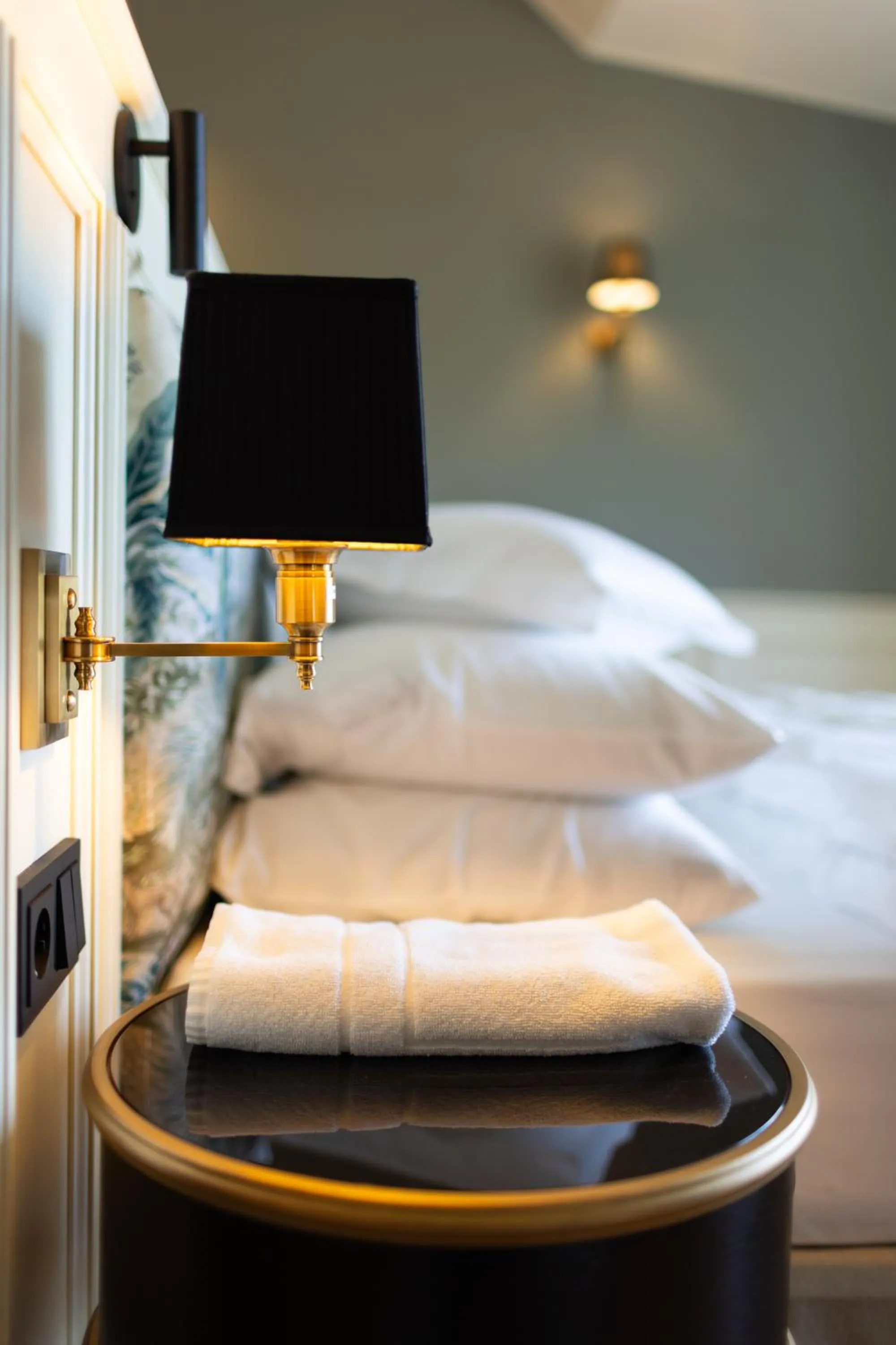 Bed in Hotel Elephant