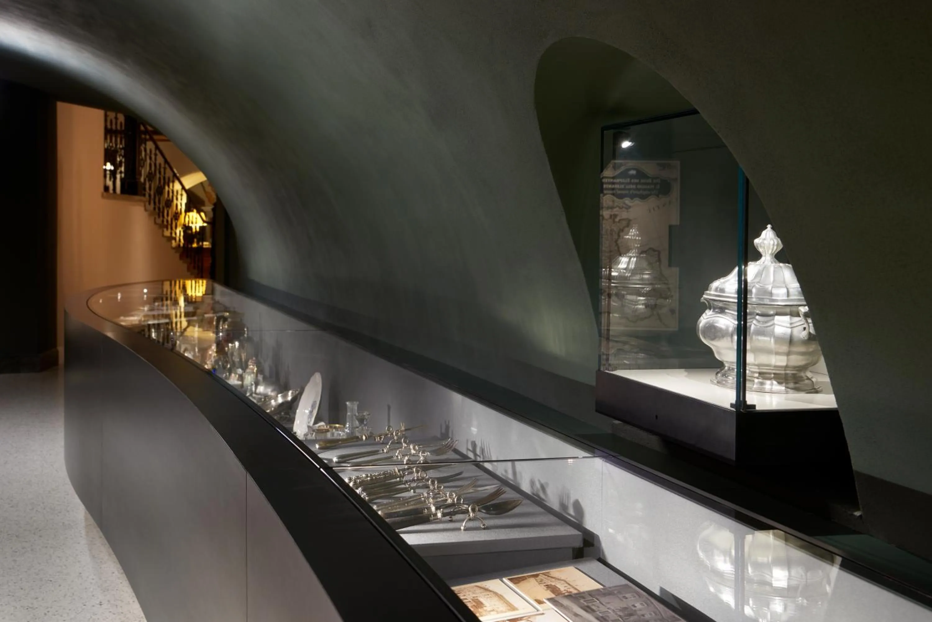 Facade/entrance in Hotel Elephant