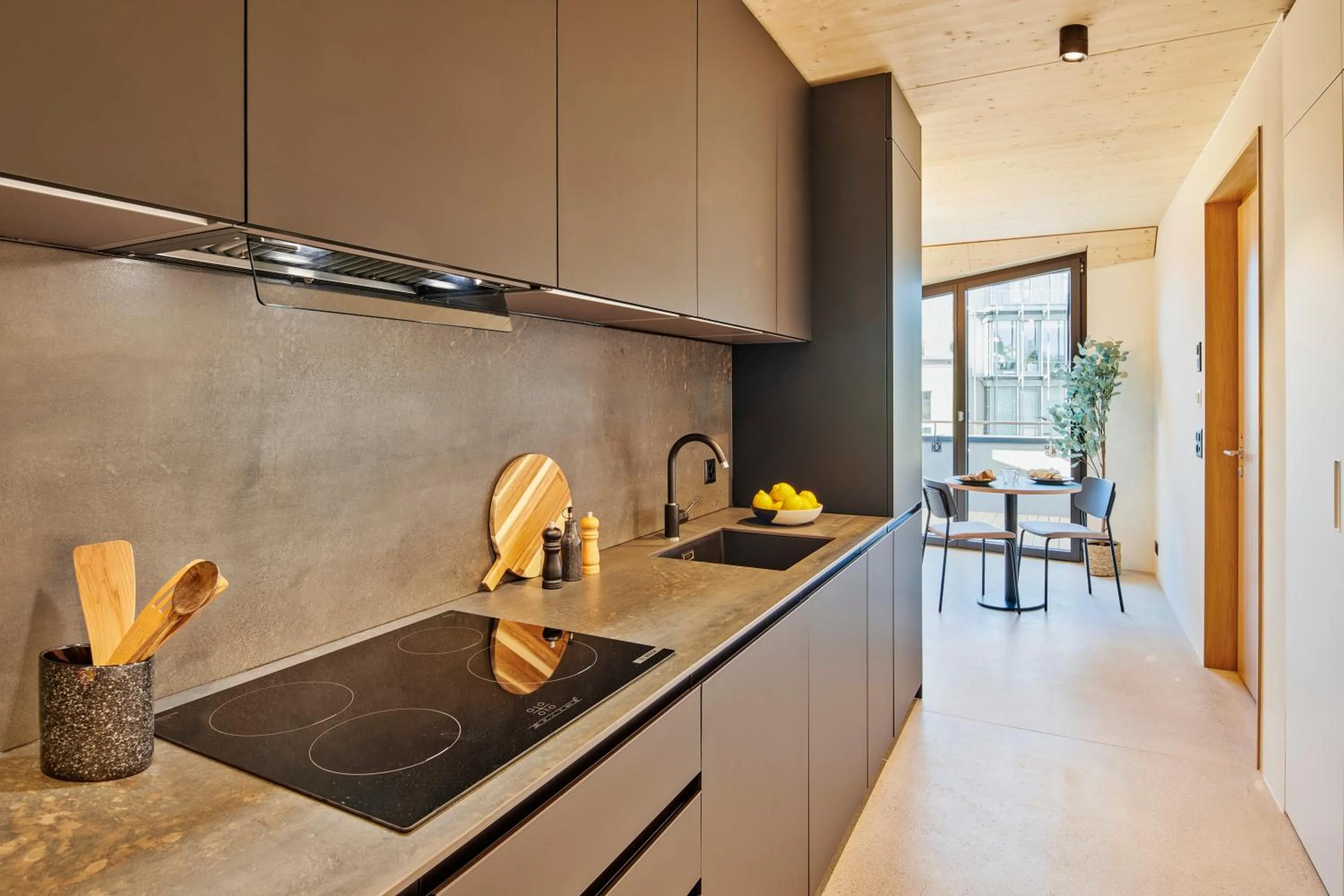 Liv Suites - Self Check-in