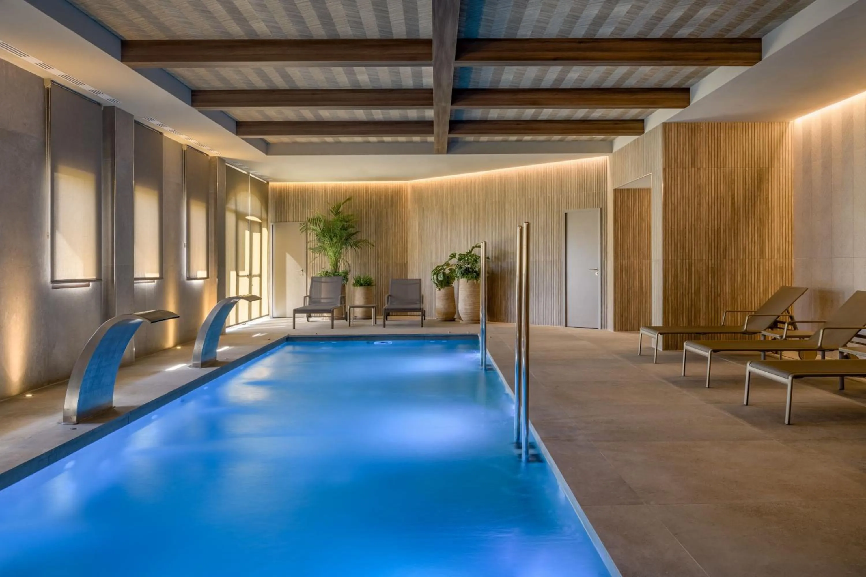 Swimming pool in Hacienda Son Antem Golf Resort, Autograph Collection