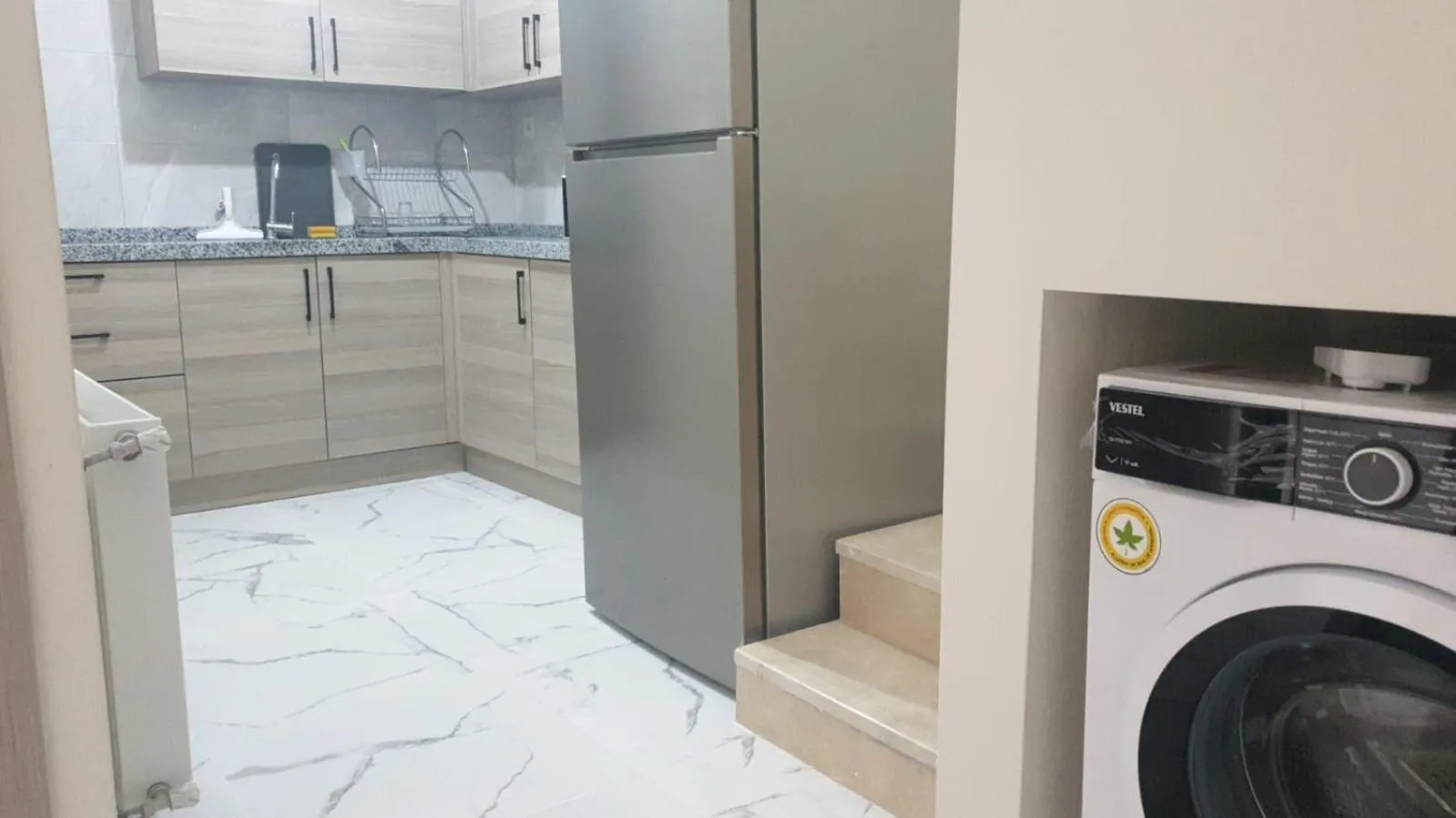 NOOR FAMILY APARTMENTS