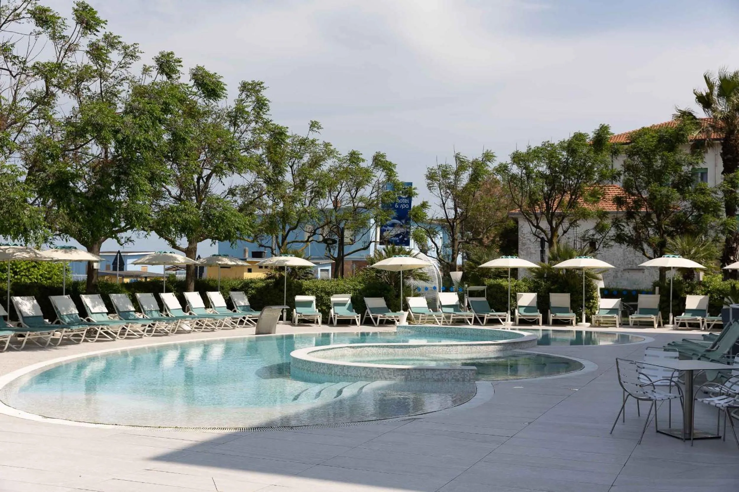 Swimming pool in Blu Suite Resort