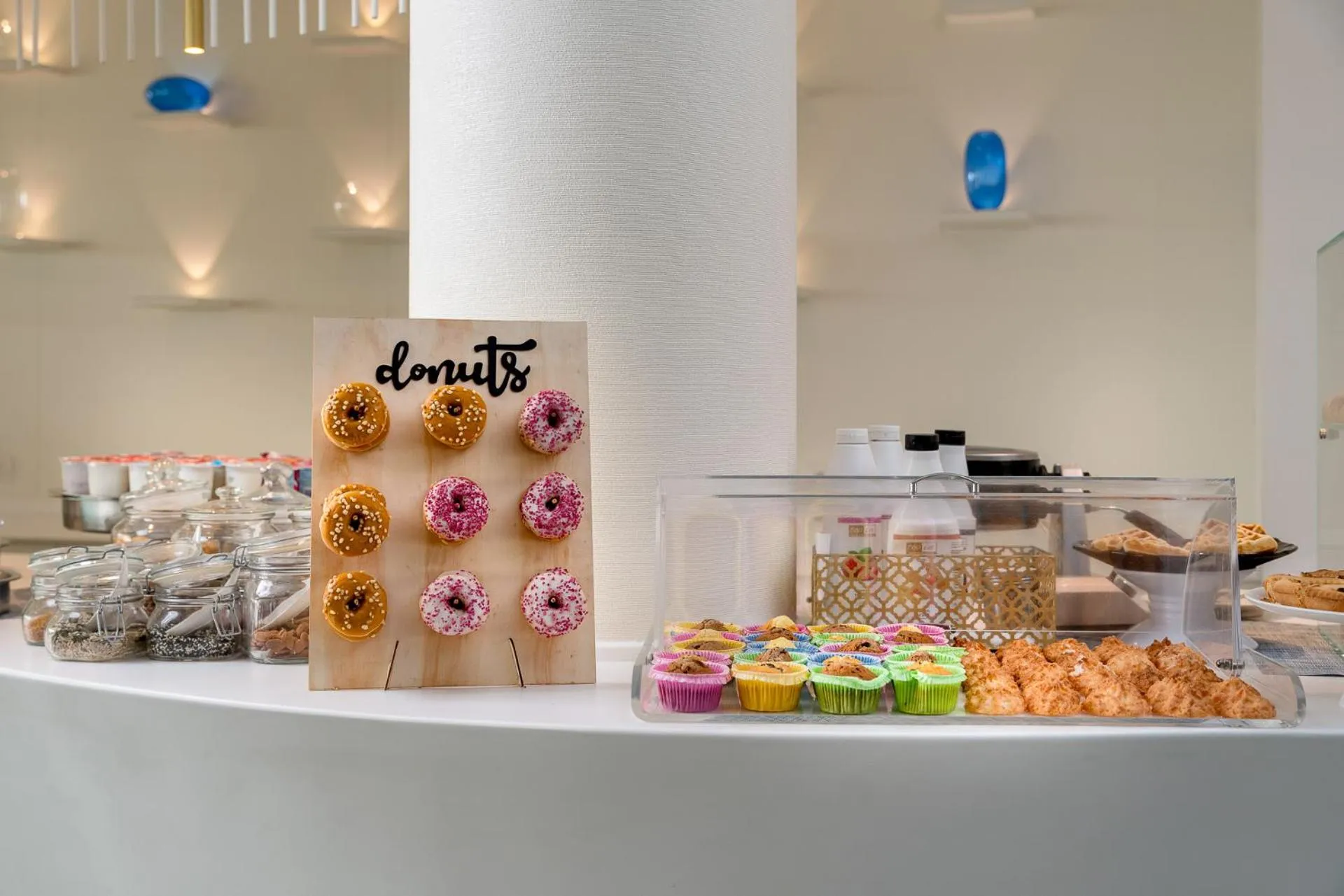 Breakfast in Blu Suite Resort