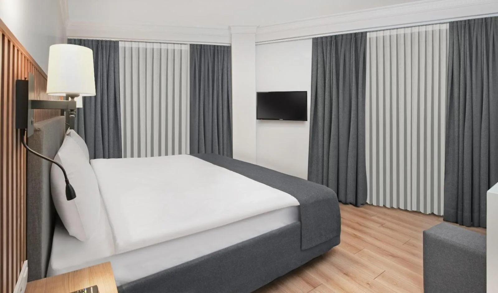 Bedroom, Bed in Silvana Hotel